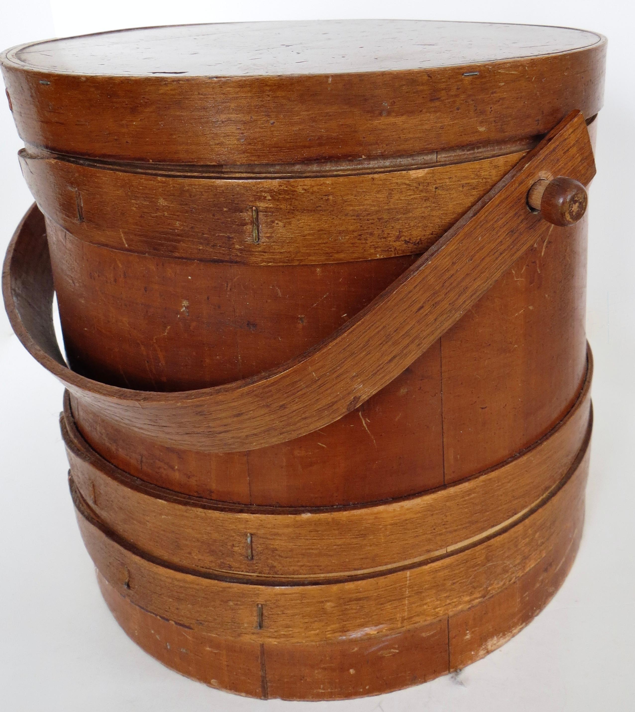 Hand-Crafted Fine Quality Late 19th Century Pennsylvania Shaker Bucket With Lid. All Original For Sale