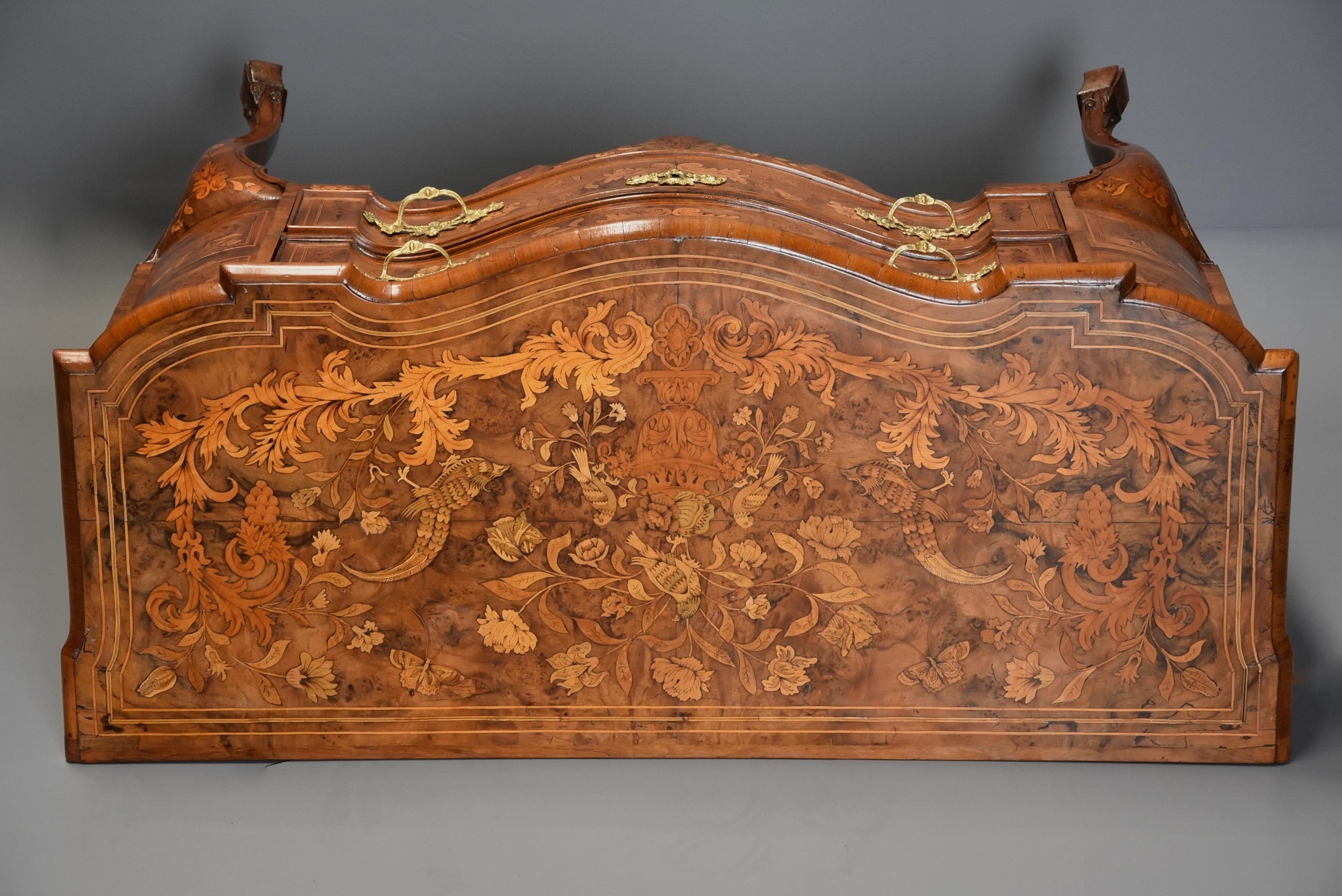 Fine Quality Mid-19th Century Floral Marquetry Walnut Lowboy of Serpentine Form For Sale 8