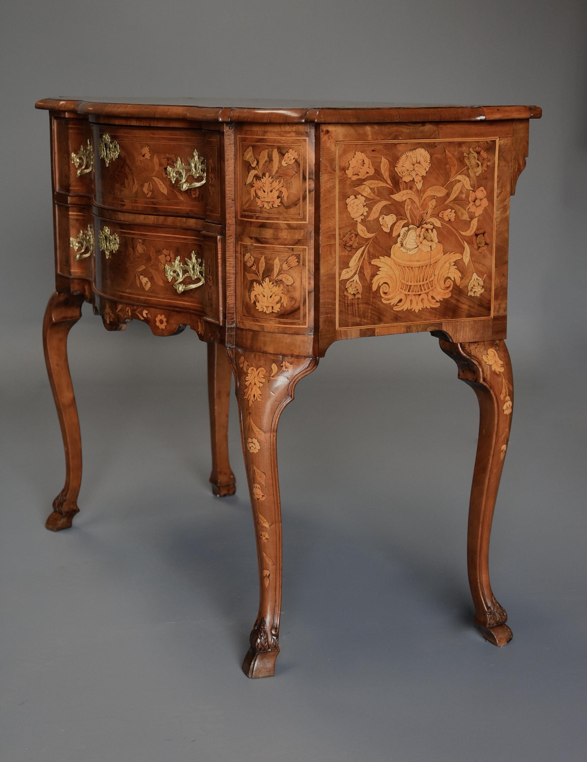 Fine Quality Mid-19th Century Floral Marquetry Walnut Lowboy of Serpentine Form For Sale 3