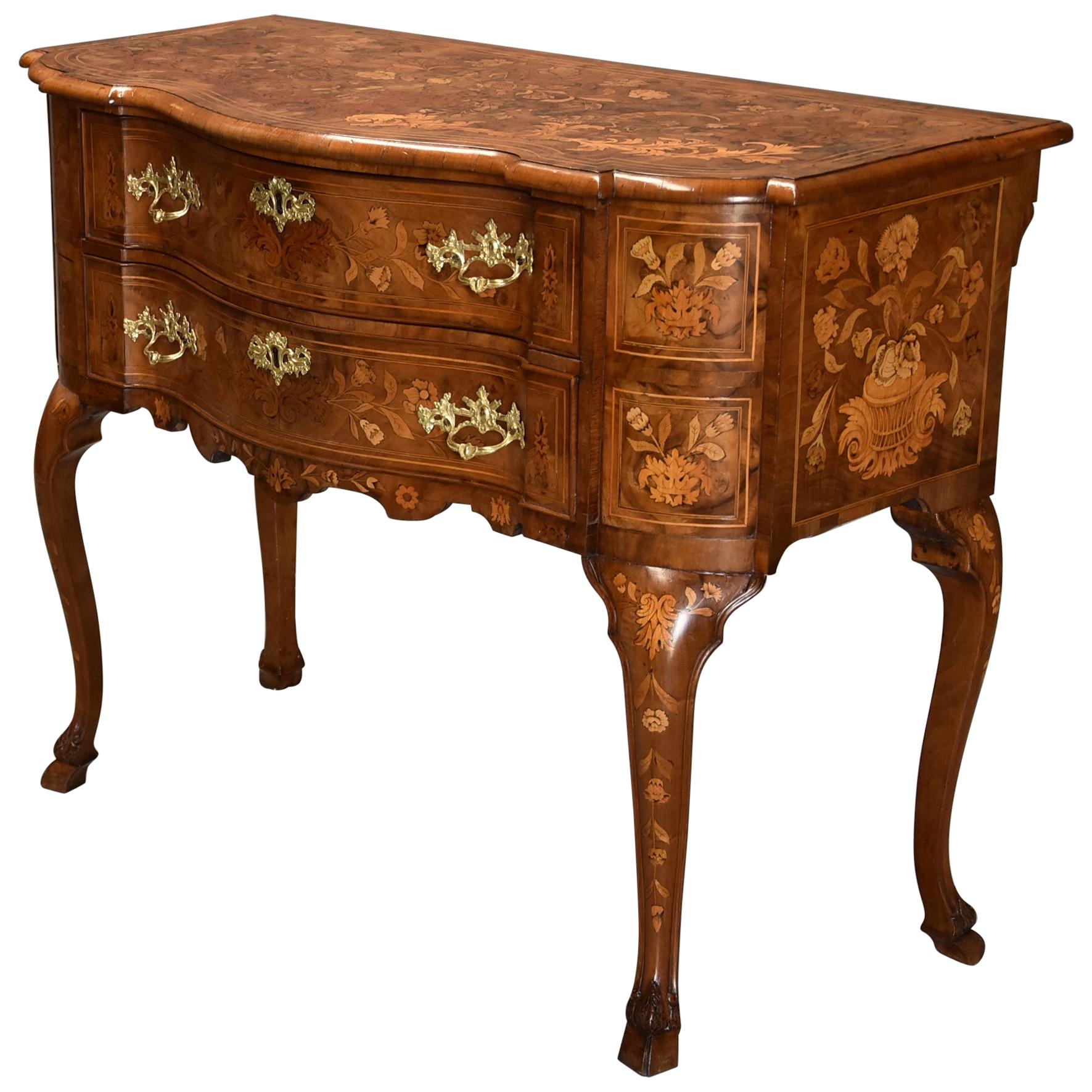 Fine Quality Mid-19th Century Floral Marquetry Walnut Lowboy of Serpentine Form For Sale