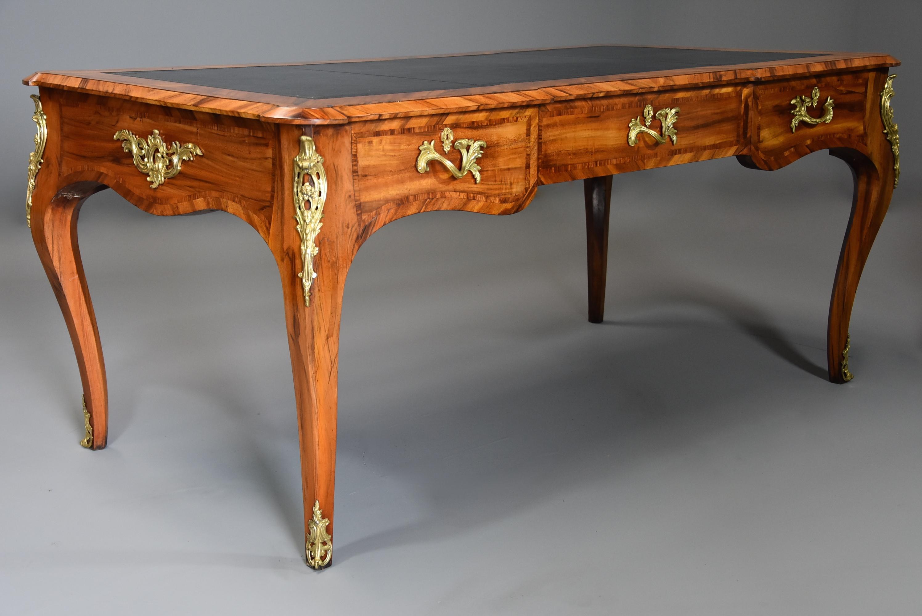 English Fine Quality Mid-19th Century Goncalo Alves Bureau Plat in the French Style For Sale