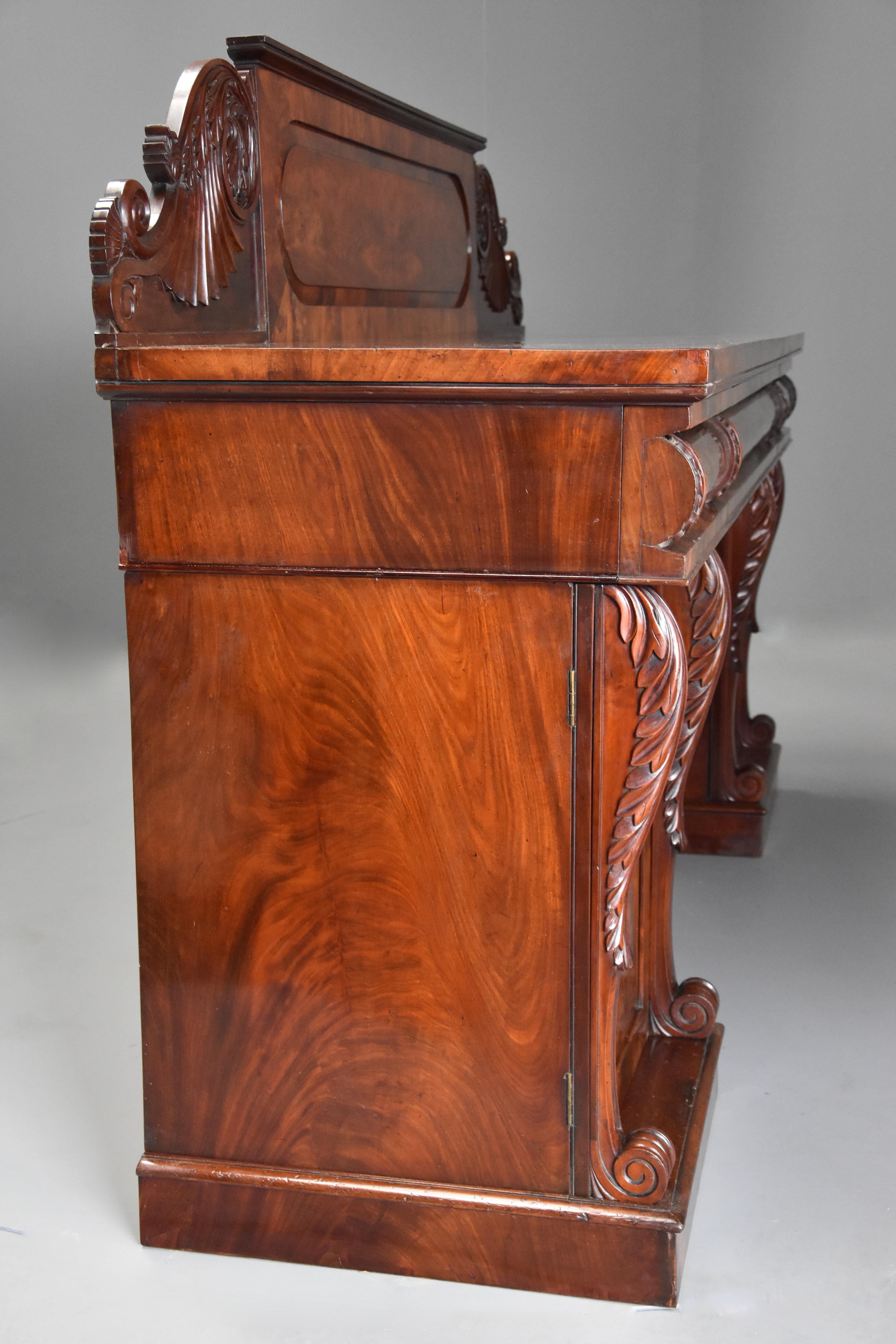 Fine Quality Mid-19th Century Mahogany Pedestal Sideboard 7