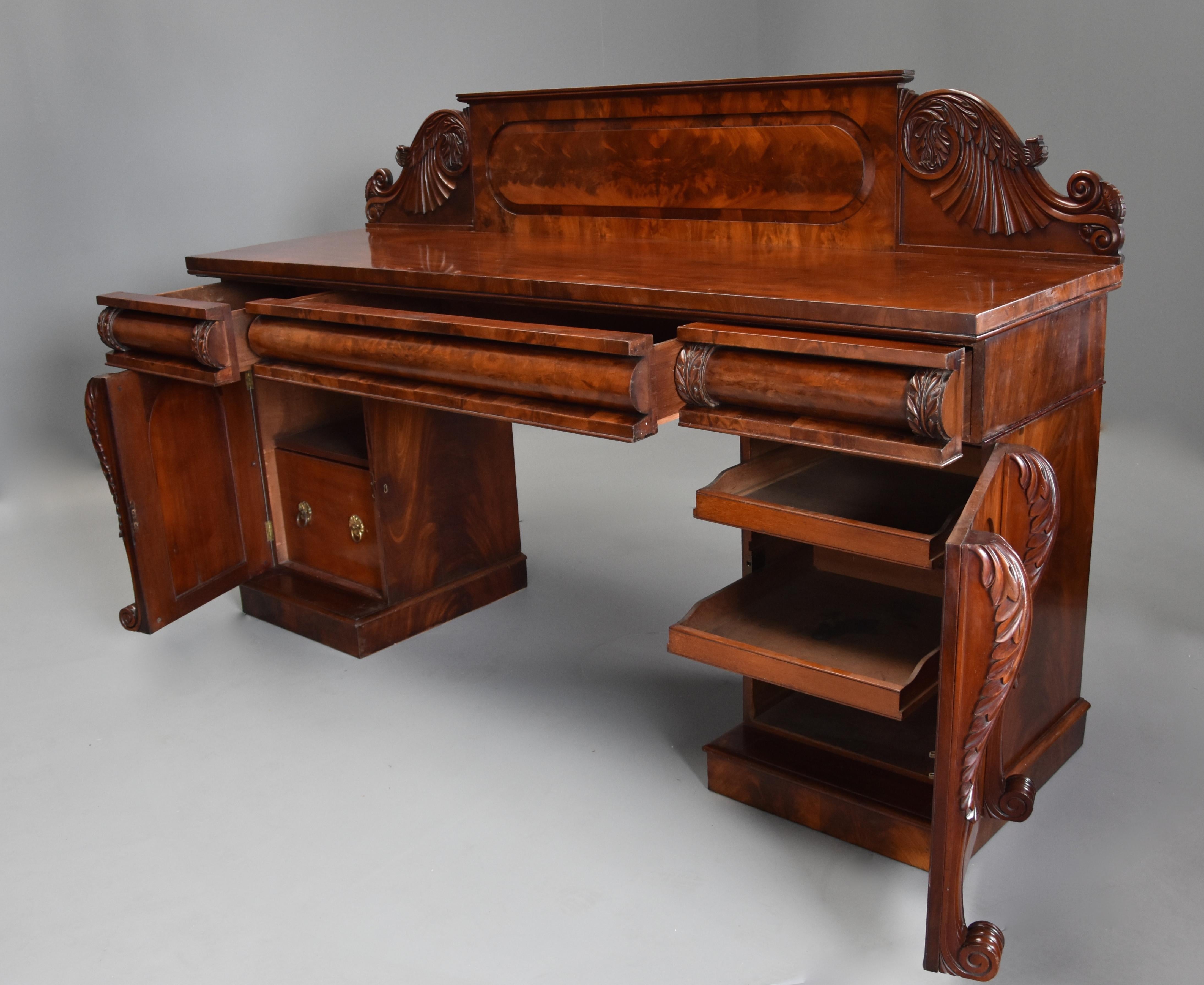 Fine Quality Mid-19th Century Mahogany Pedestal Sideboard 3