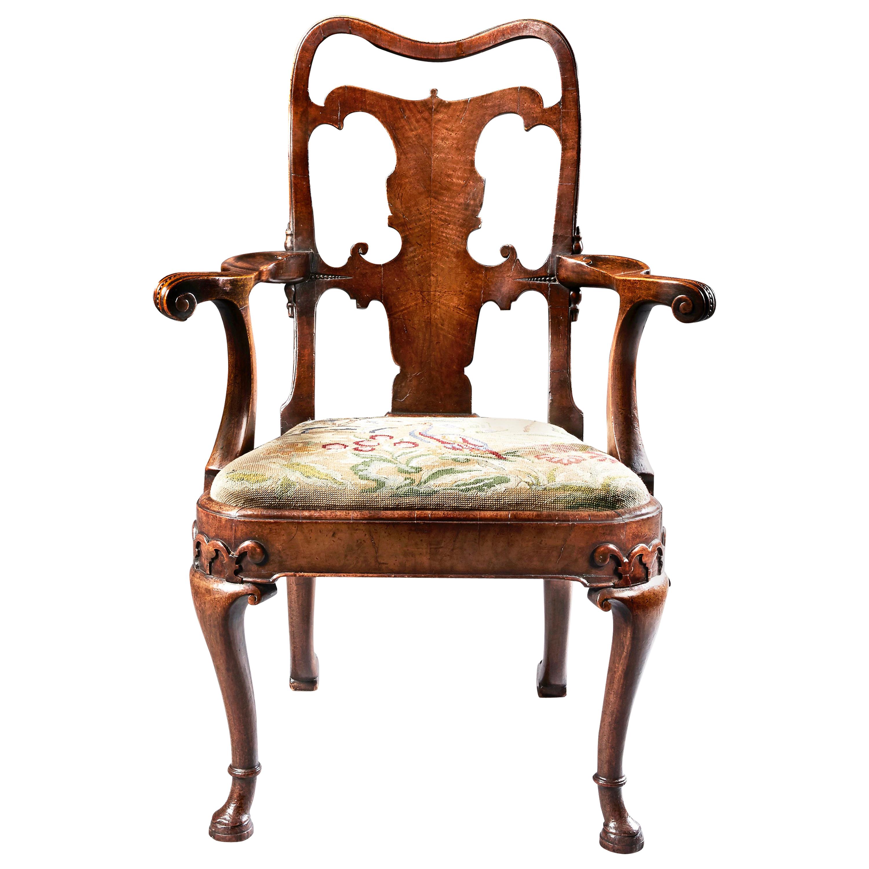 Fine Quality Mid 19th Century Walnut Open Armchair