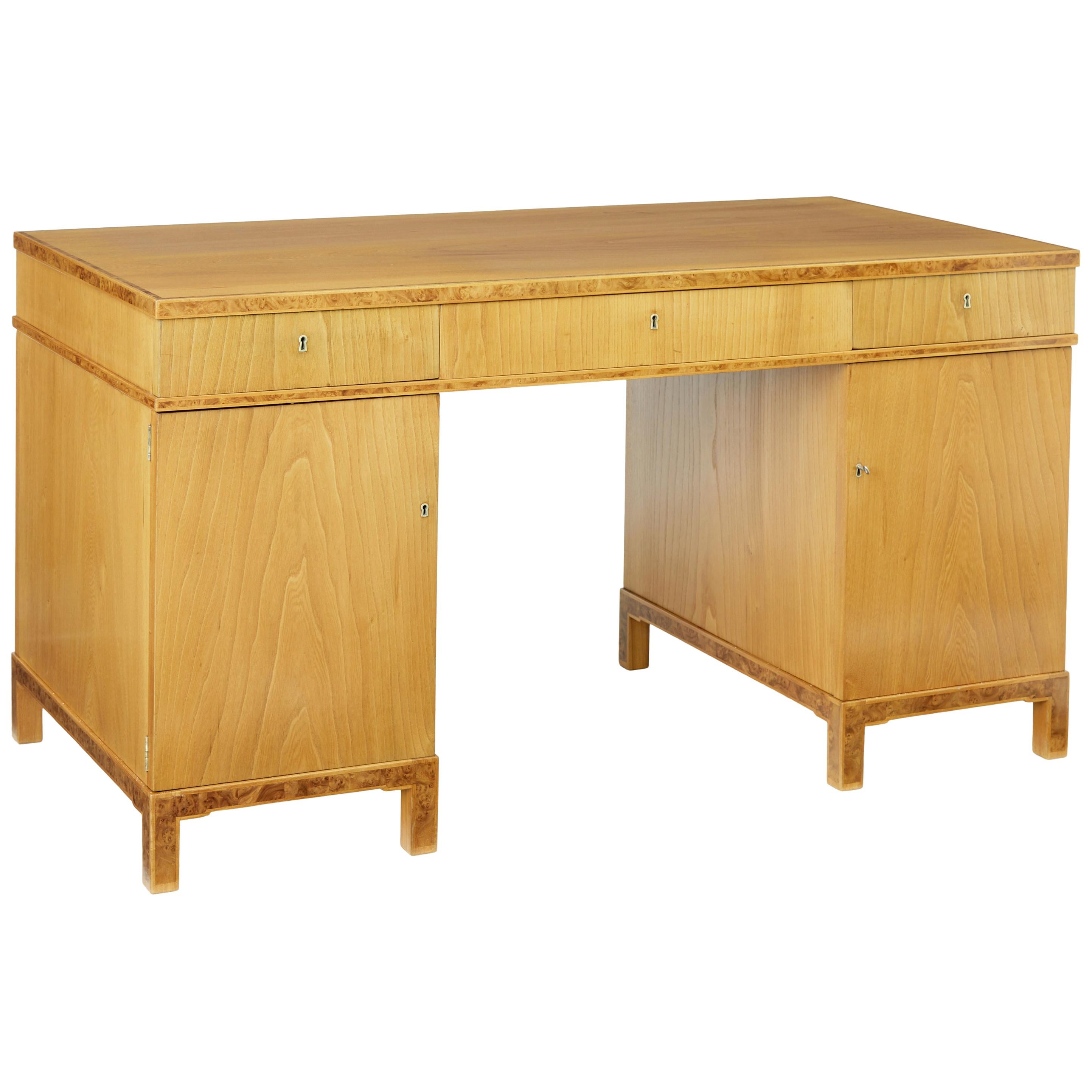 Fine Quality Mid-20th Century Scandinavian Elm Pedestal Desk