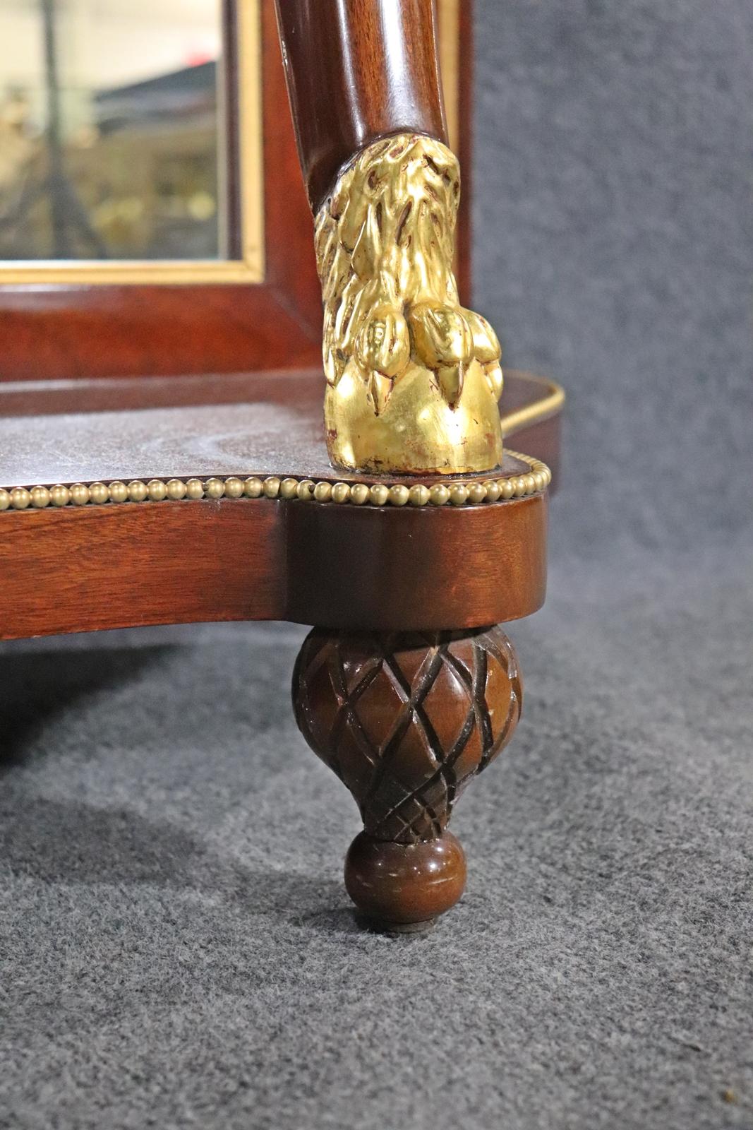 Konsolentisch aus verspiegelter Bronze mit Löwen aus Goldbronze im russischen Stil in hoher Qualität im Angebot 2