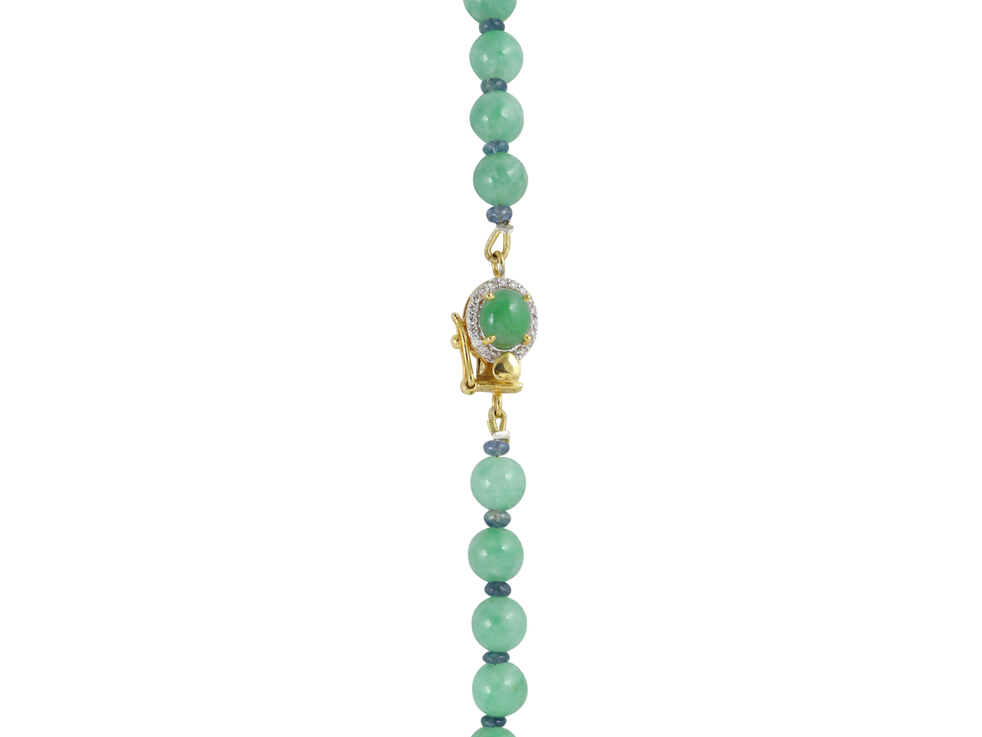 De las mujeres Fine quality natural jadeite jade necklace with 18K gold and diamond clasp en venta