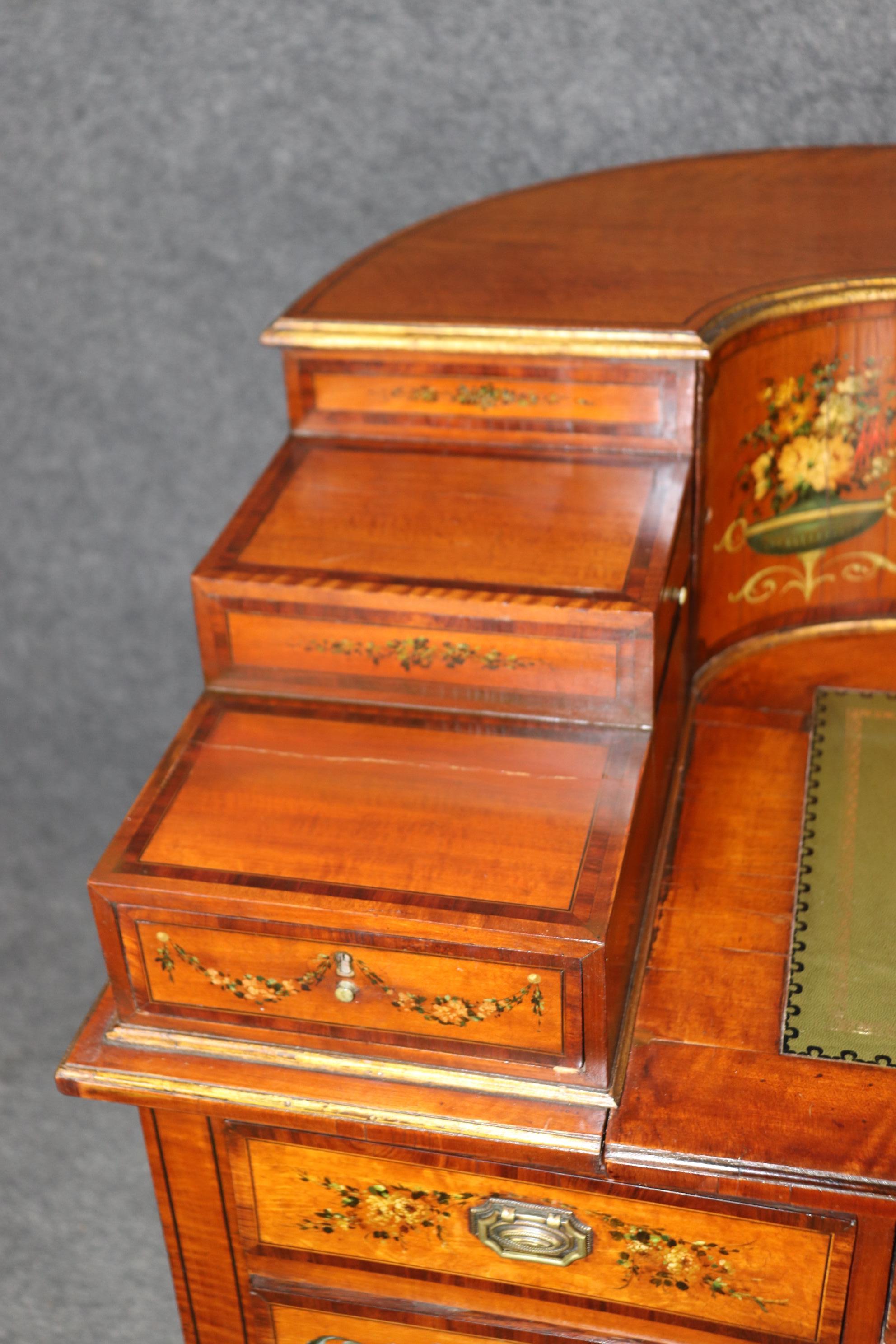 Carlton House-Schreibtisch in hoher Qualität, bemalter englischer Adams-Satinholz, Carlton im Angebot 3