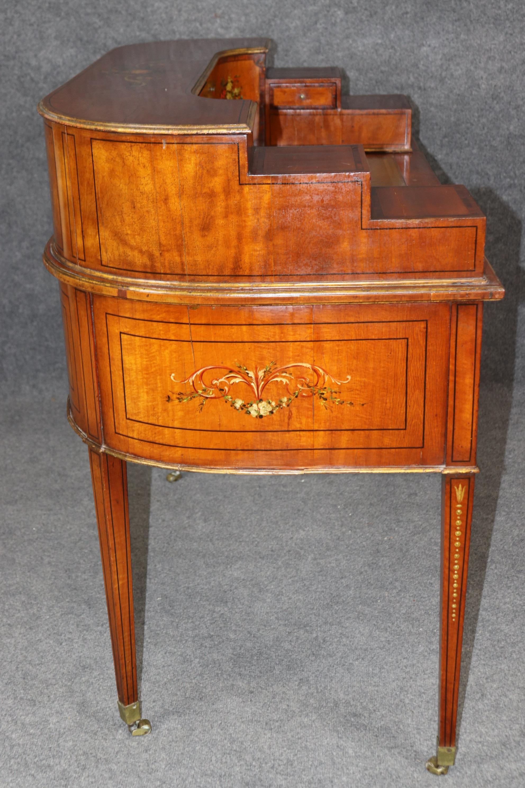Carlton House-Schreibtisch in hoher Qualität, bemalter englischer Adams-Satinholz, Carlton (Seidenholz) im Angebot