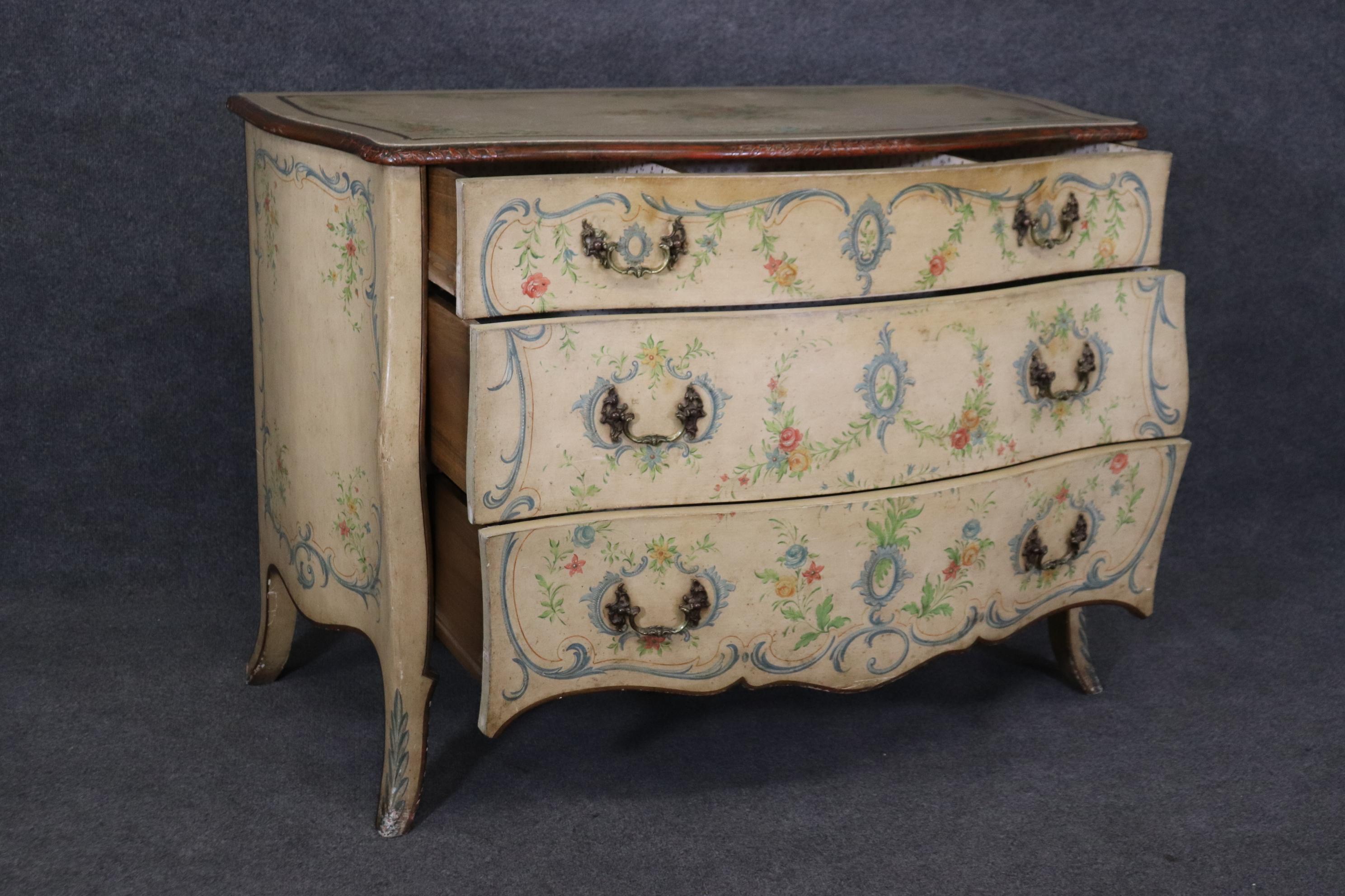 Fine Quality Paint Decorated Italian Venetian Bombe Commode or Dresser  1