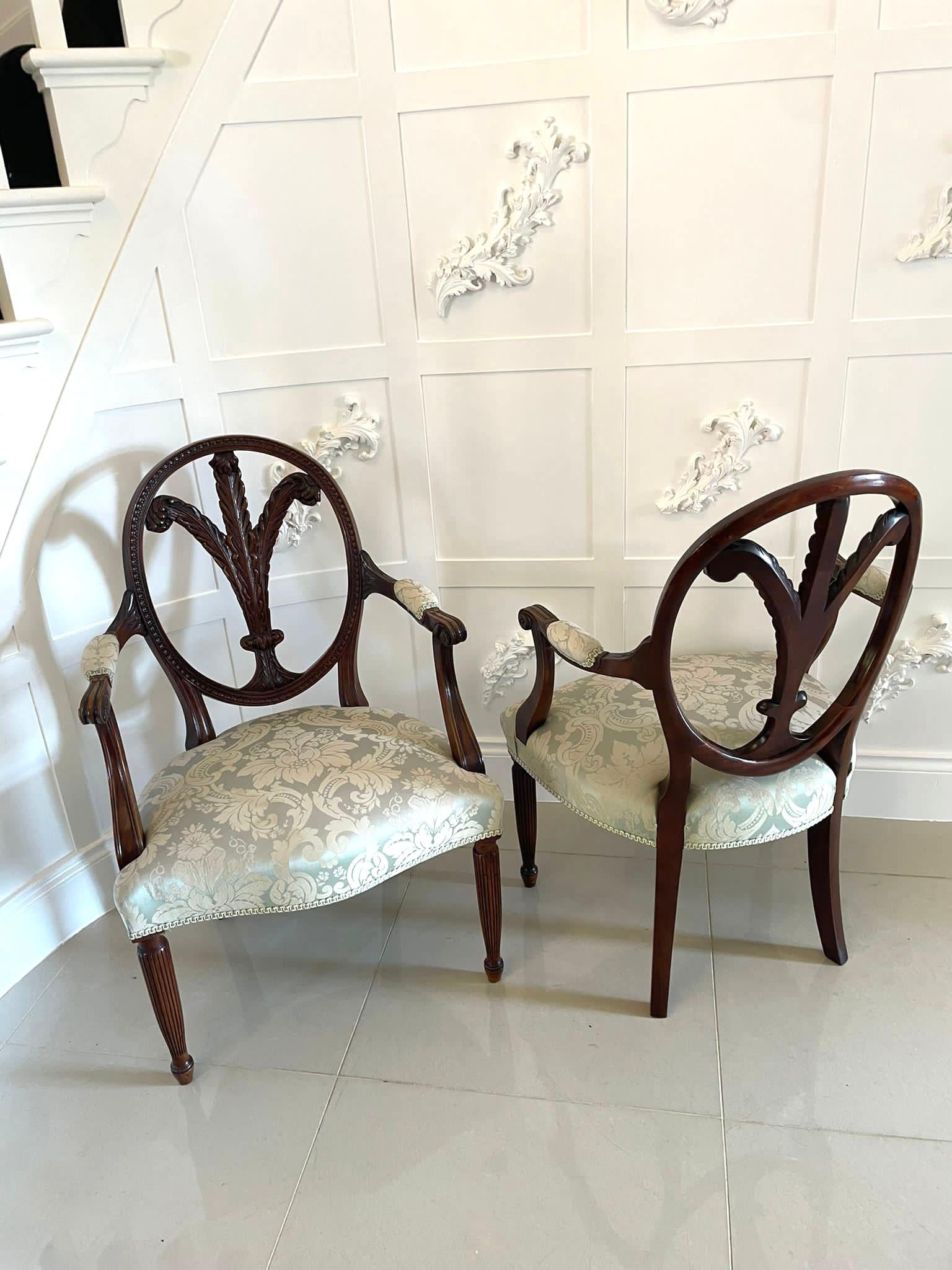 Fine Quality Pair of Antique Carved Mahogany Armchairs For Sale 1