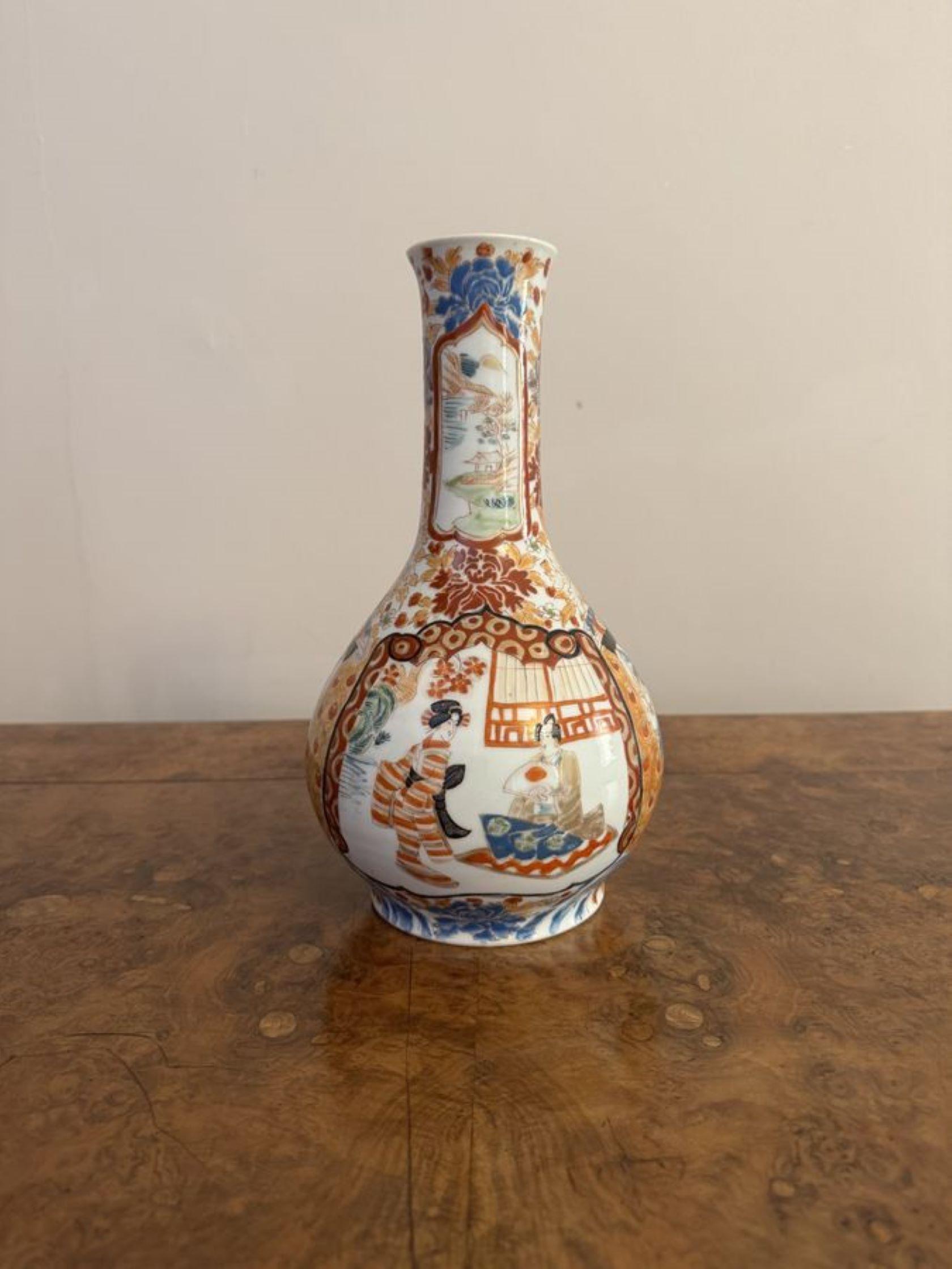 Coppia di vasi antichi di qualità a forma di bottiglia imari giapponese In condizioni buone in vendita a Ipswich, GB