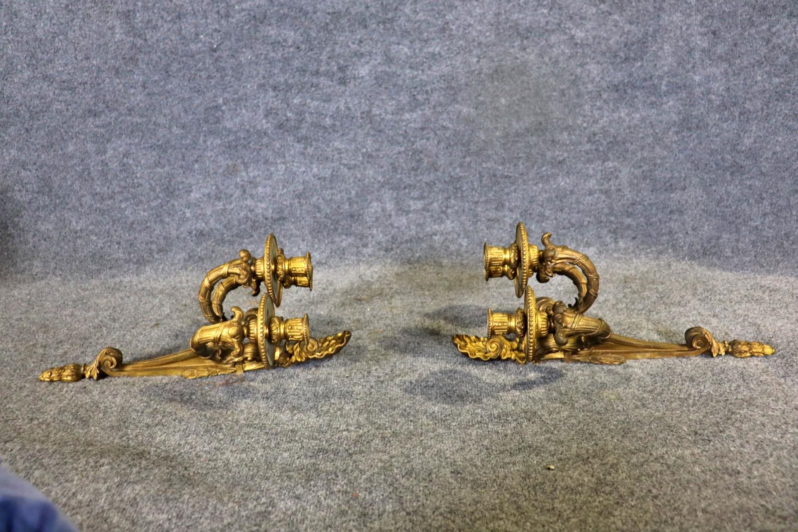 Mid-20th Century Fine Quality Pair of French Louis XV Style Candle Sconces Not Lighted For Sale