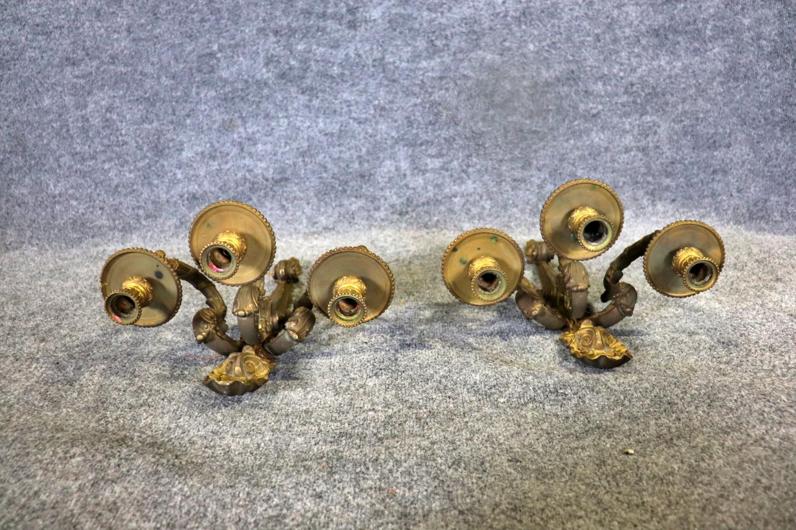 Bronze Fine Quality Pair of French Louis XV Style Candle Sconces Not Lighted For Sale
