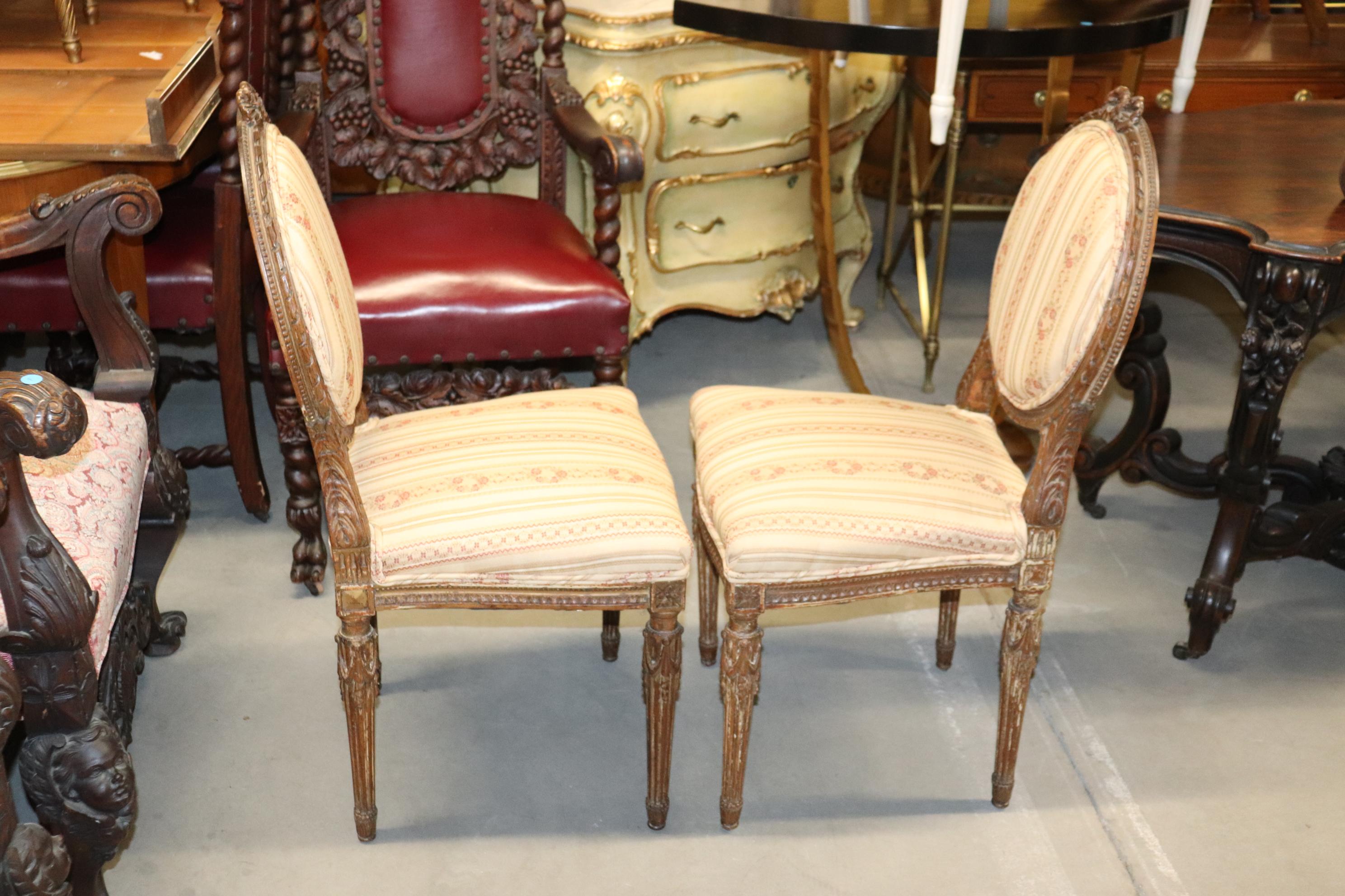 Fine Quality Pair of French Louis XVI Carved Side Chairs, Circa 1940s For Sale 1