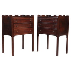 Fine Quality Pair of Georgian Revival Mahogany Bedside Tables / Cupboards