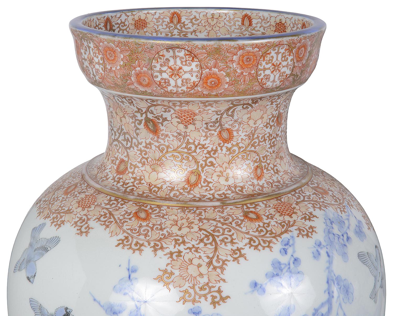 Hand-Painted Fine Quality Pair of Japanese Fukagawa Imari Vases