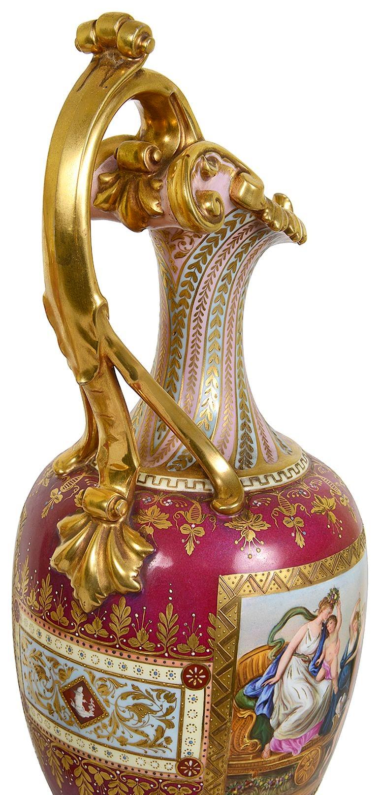 XIX secolo Coppia di spurghi in porcellana di Vienna di alta qualità, circa 1890 in vendita