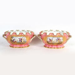 Fine Quality Pair of Sèvres Style Gilt and Pink Painted Porcelain Cache Pots