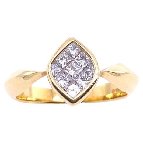 Fine Quality Princess Cut Diamond Ring with 9 Diamonds set in 18ct Yellow Gold For Sale