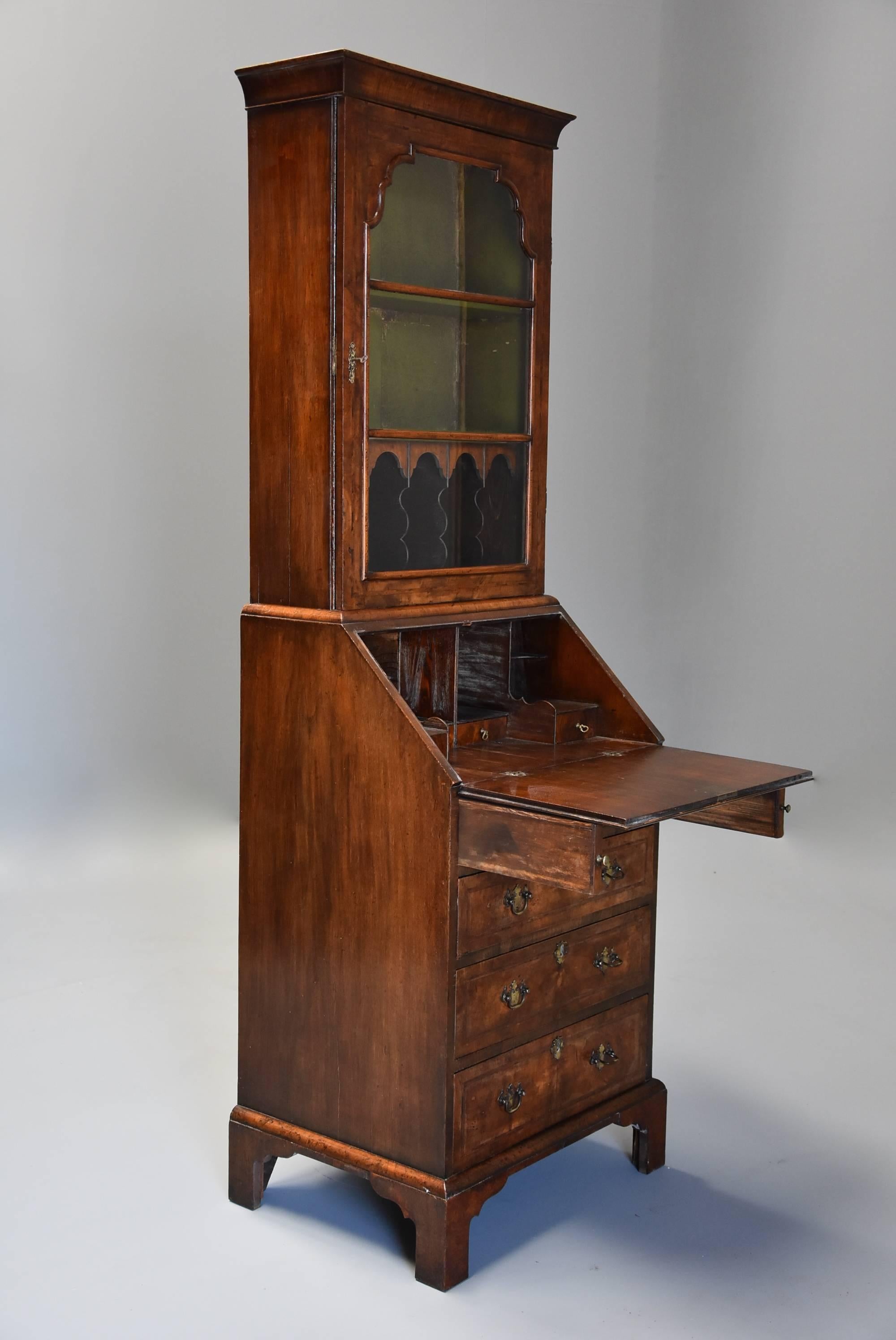 Fine Quality Queen Anne Style Walnut Bureau Bookcase of Small Proportions In Good Condition For Sale In Suffolk, GB