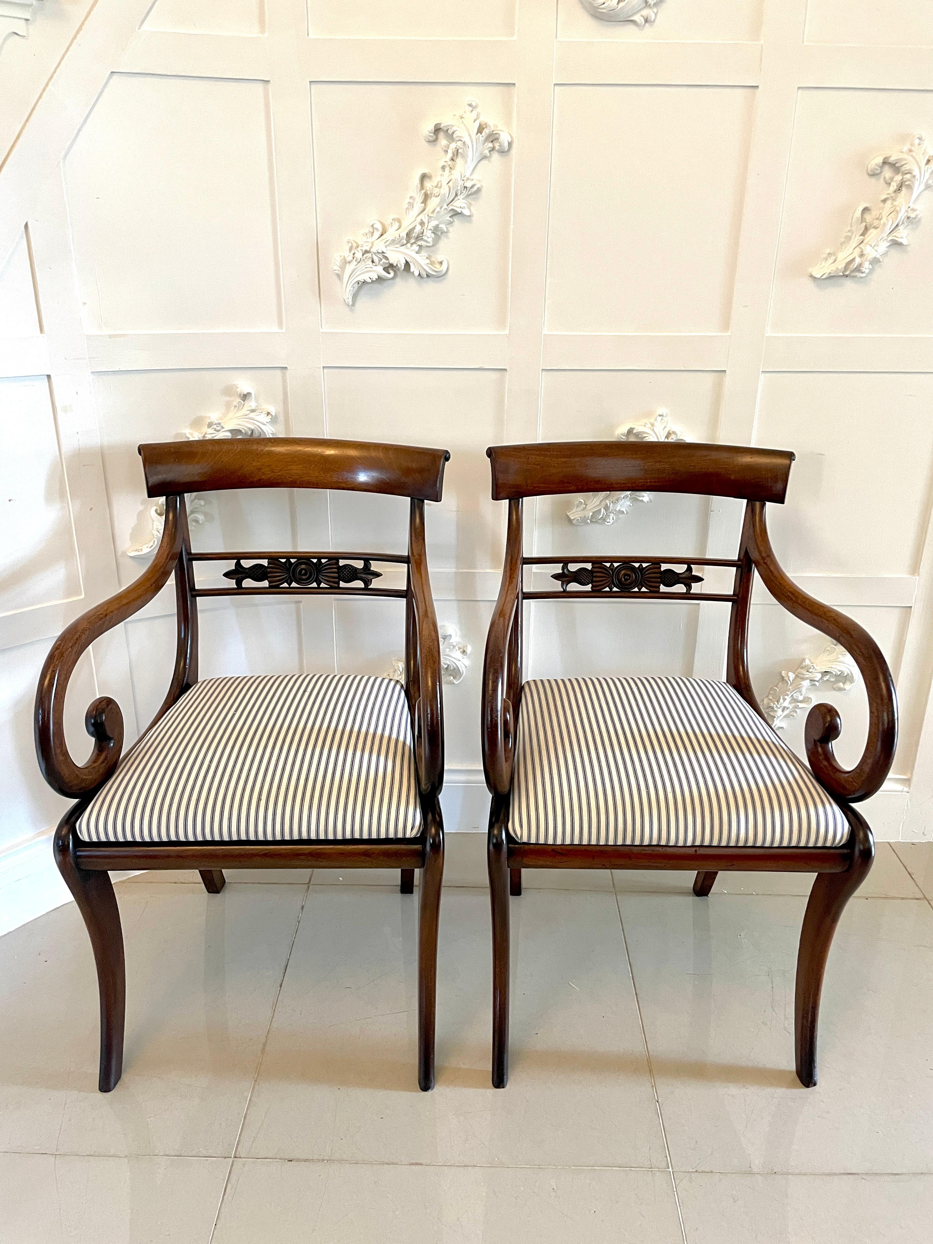 Fine Quality Set of 10 Regency Mahogany Dining Chairs In Good Condition In Suffolk, GB
