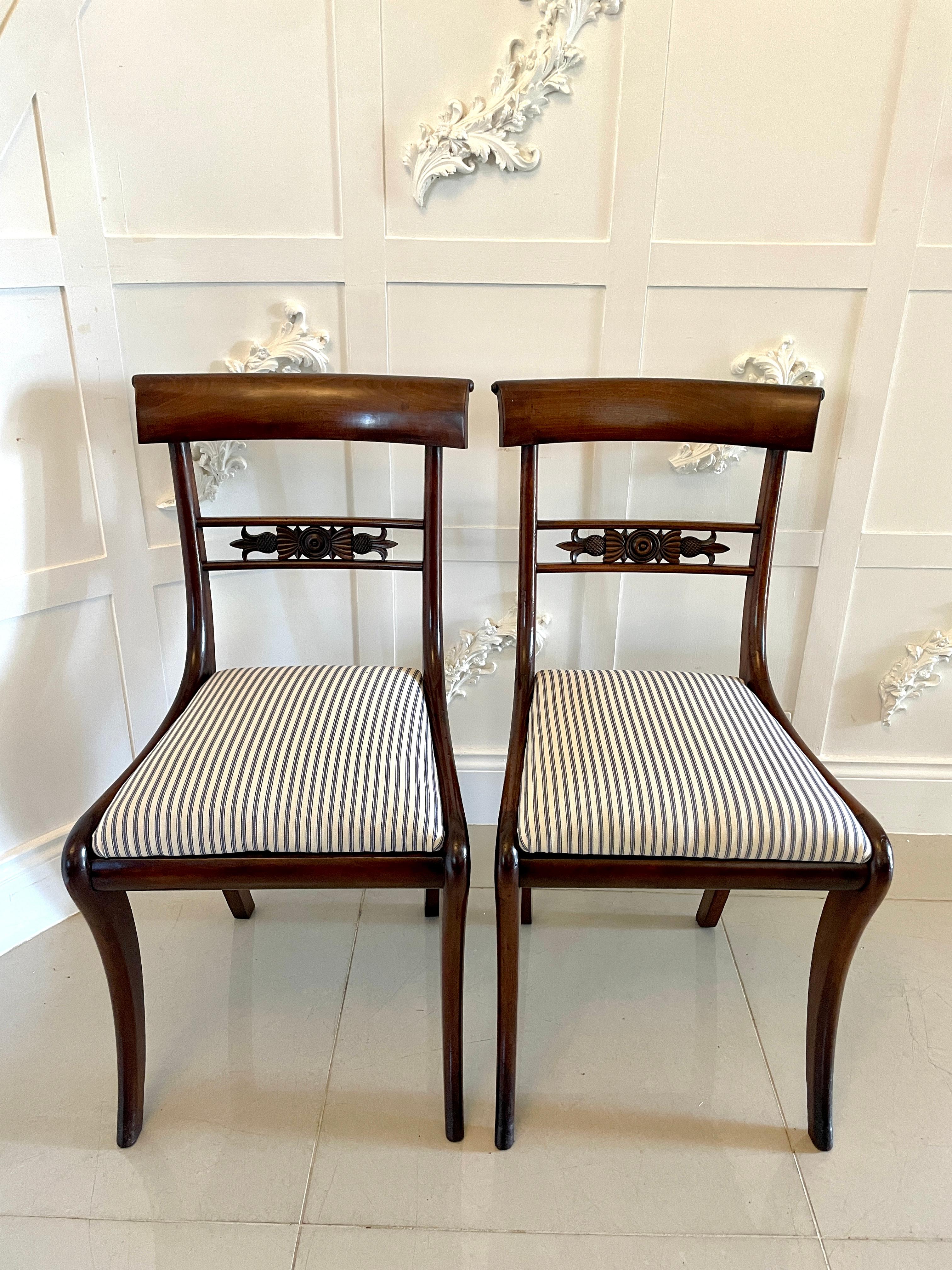 19th Century Fine Quality Set of 10 Regency Mahogany Dining Chairs