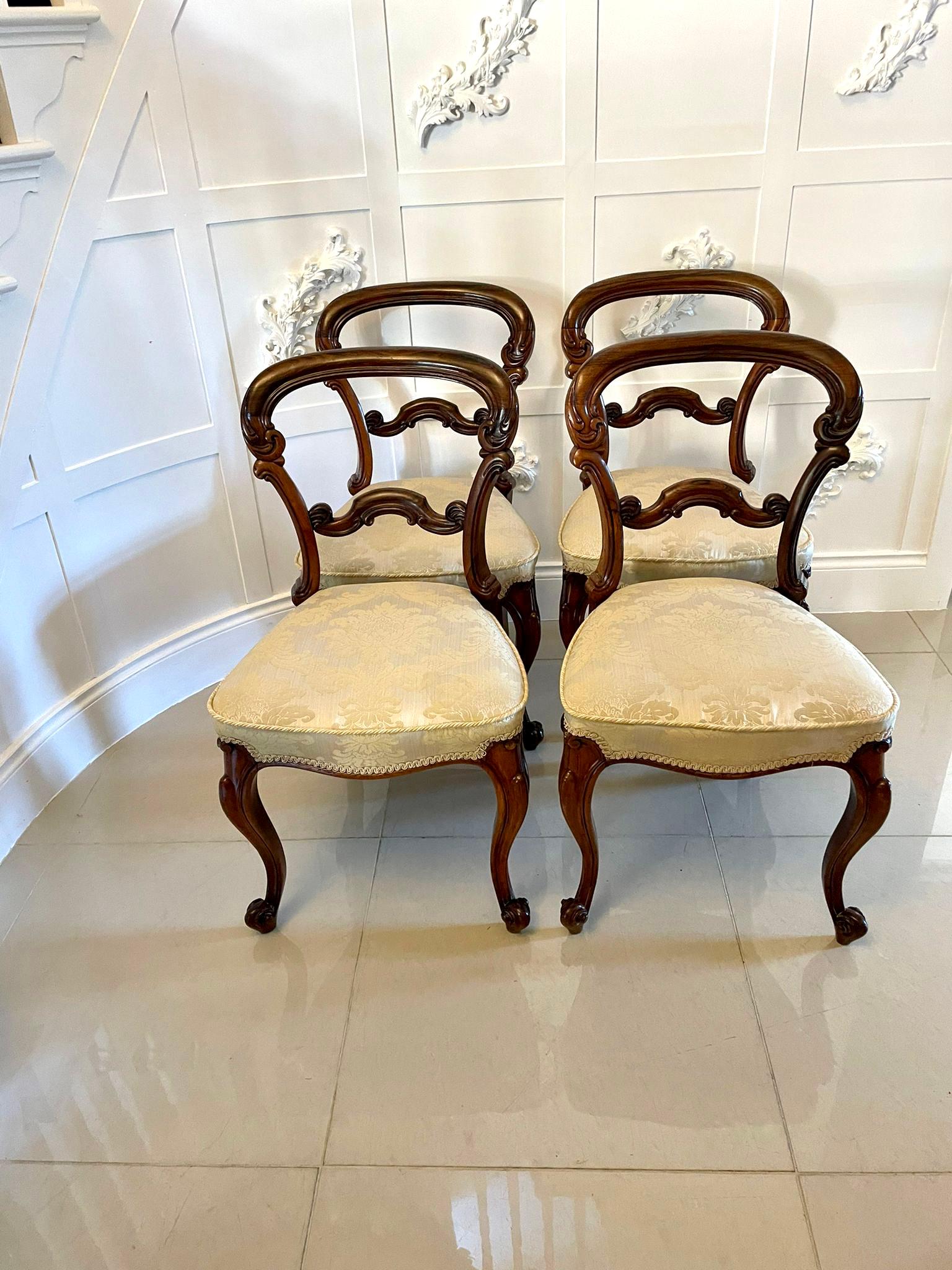 Fine Quality Set of 4 Antique Victorian Carved Rosewood Dining Chairs For Sale 9