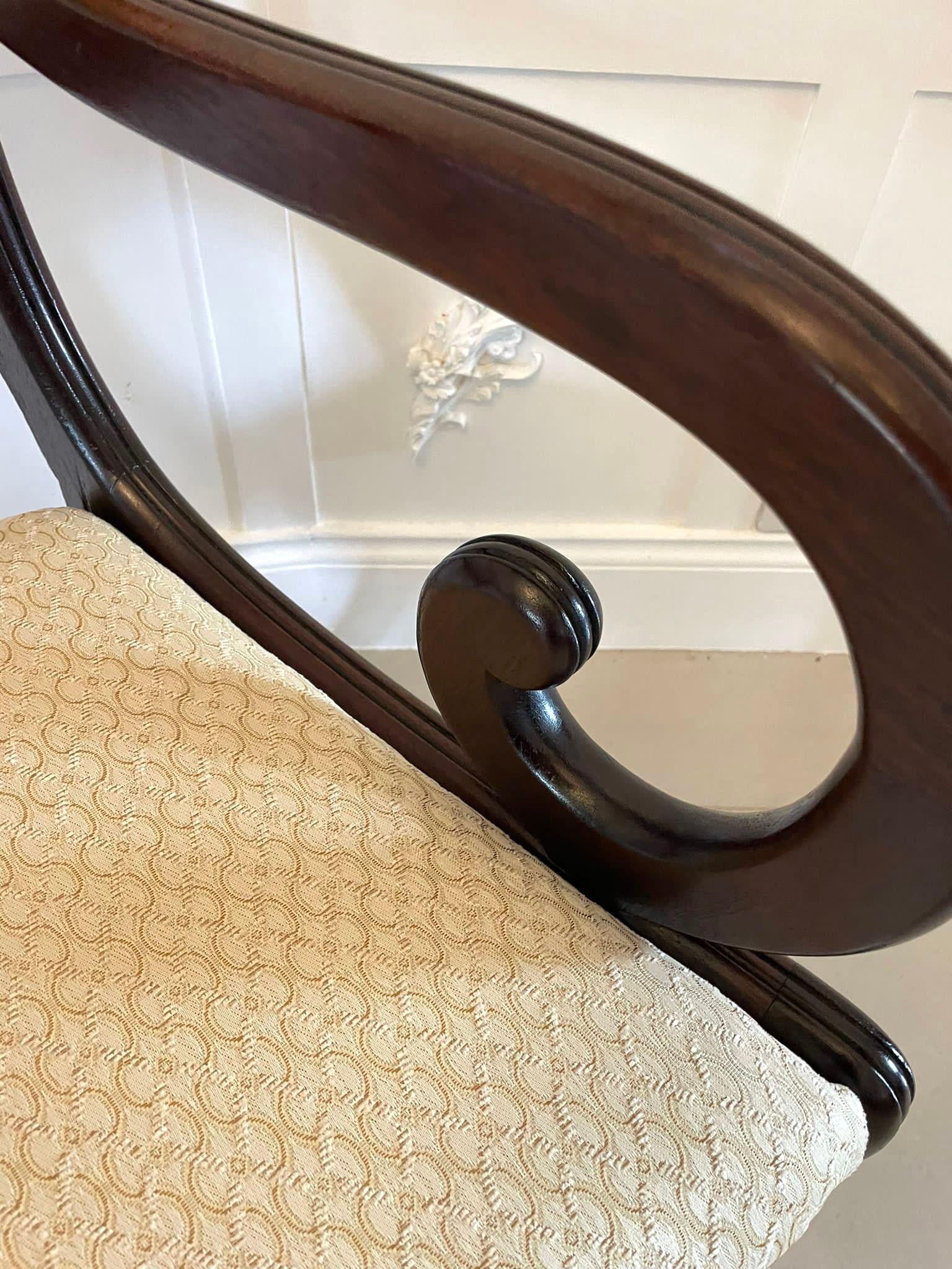 Fine Quality Set of 8 Regency Mahogany Brass Inlaid Dining Chairs 10