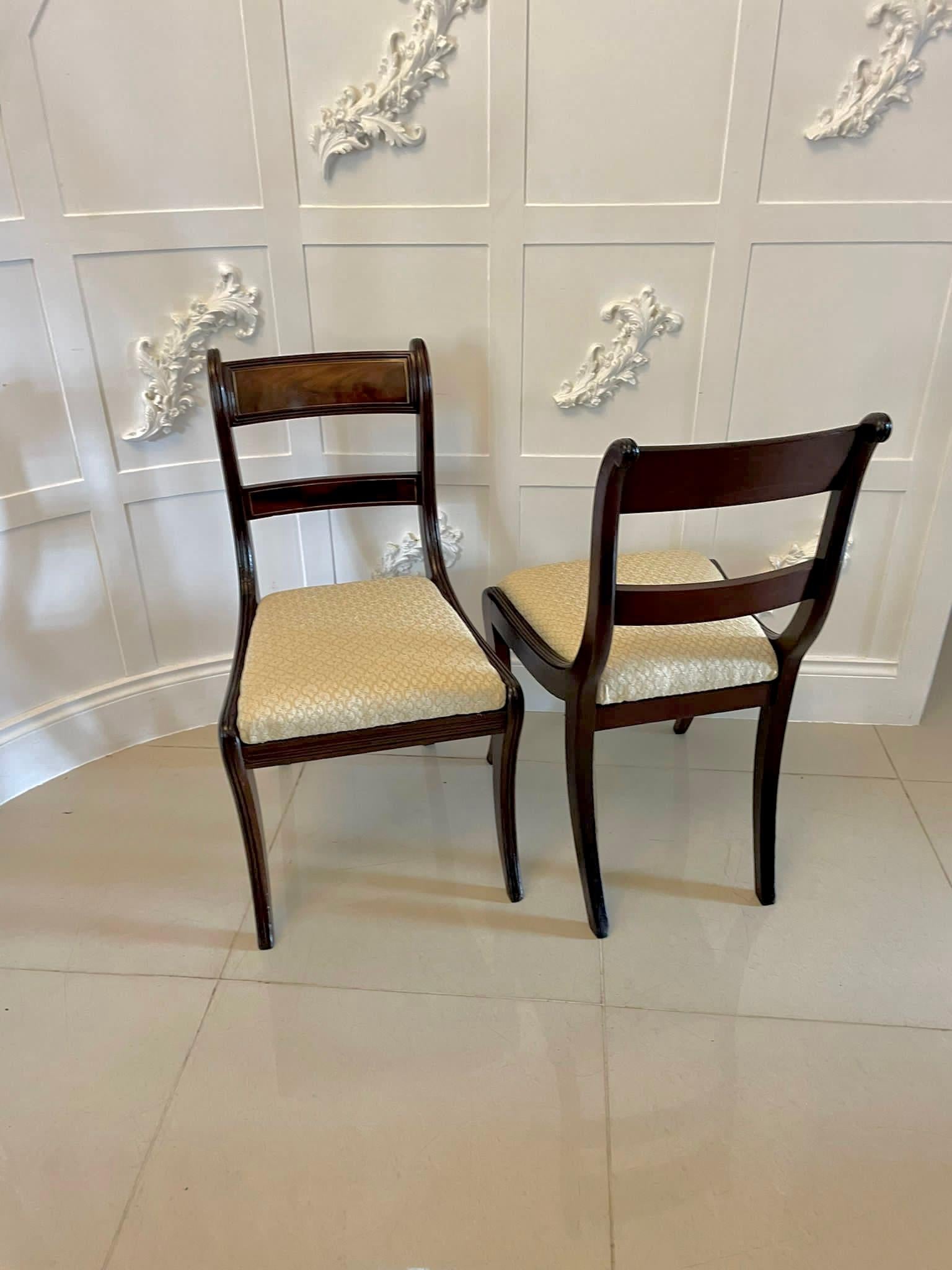 Fine Quality Set of 8 Regency Mahogany Brass Inlaid Dining Chairs In Good Condition In Suffolk, GB