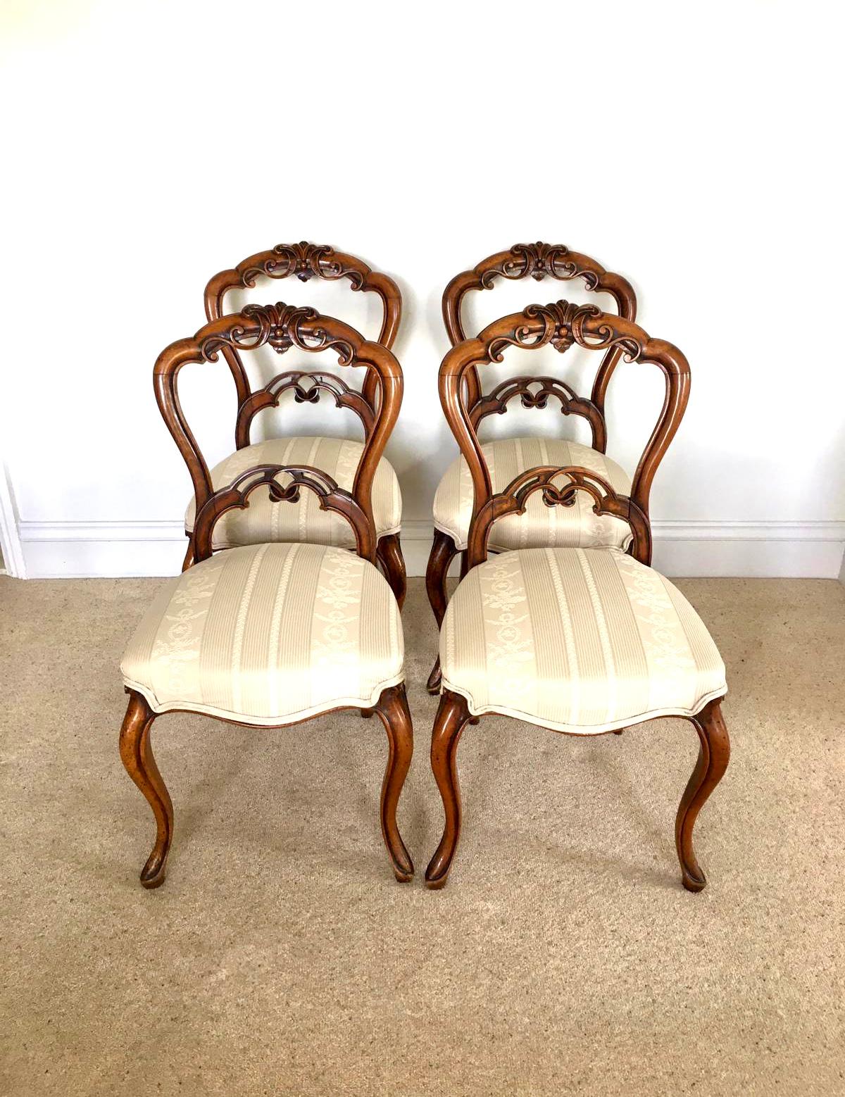 Fine Quality Set of Four Victorian Carved Walnut Dining Chairs 6