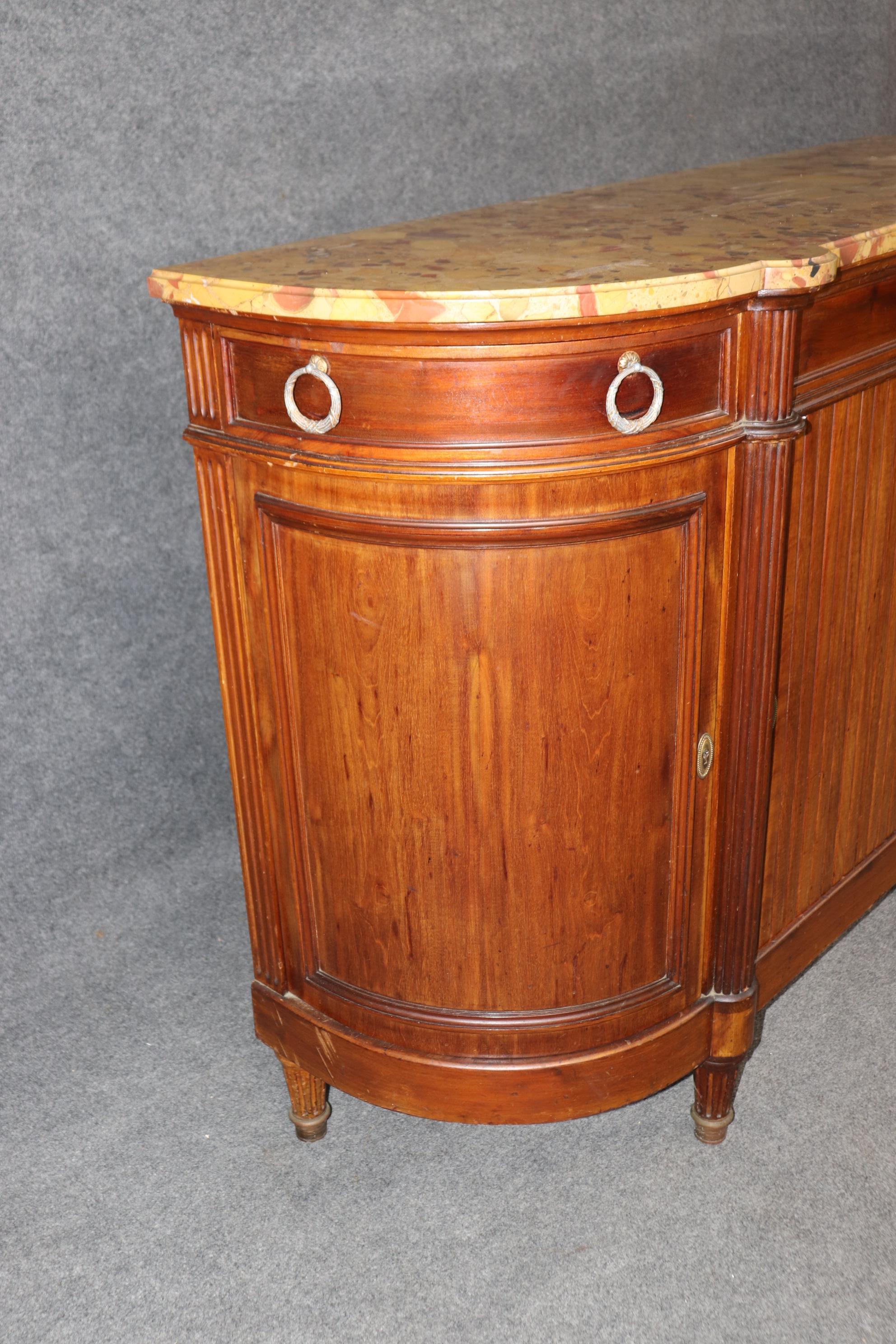 Inizio XX secolo Credenza Direttorio in Noce con Anta a Tambor di alta qualità in vendita