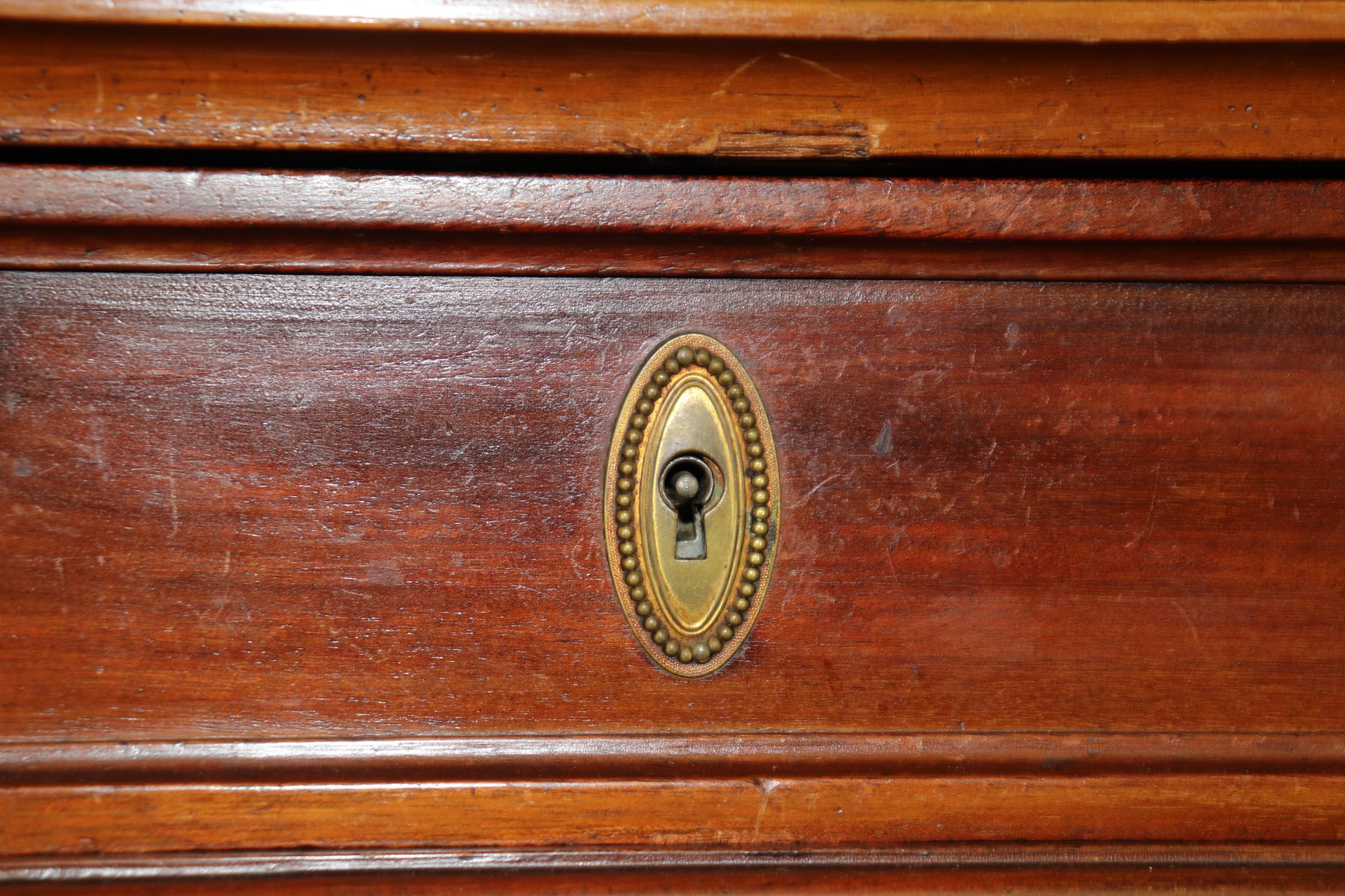 Credenza Direttorio in Noce con Anta a Tambor di alta qualità in vendita 1