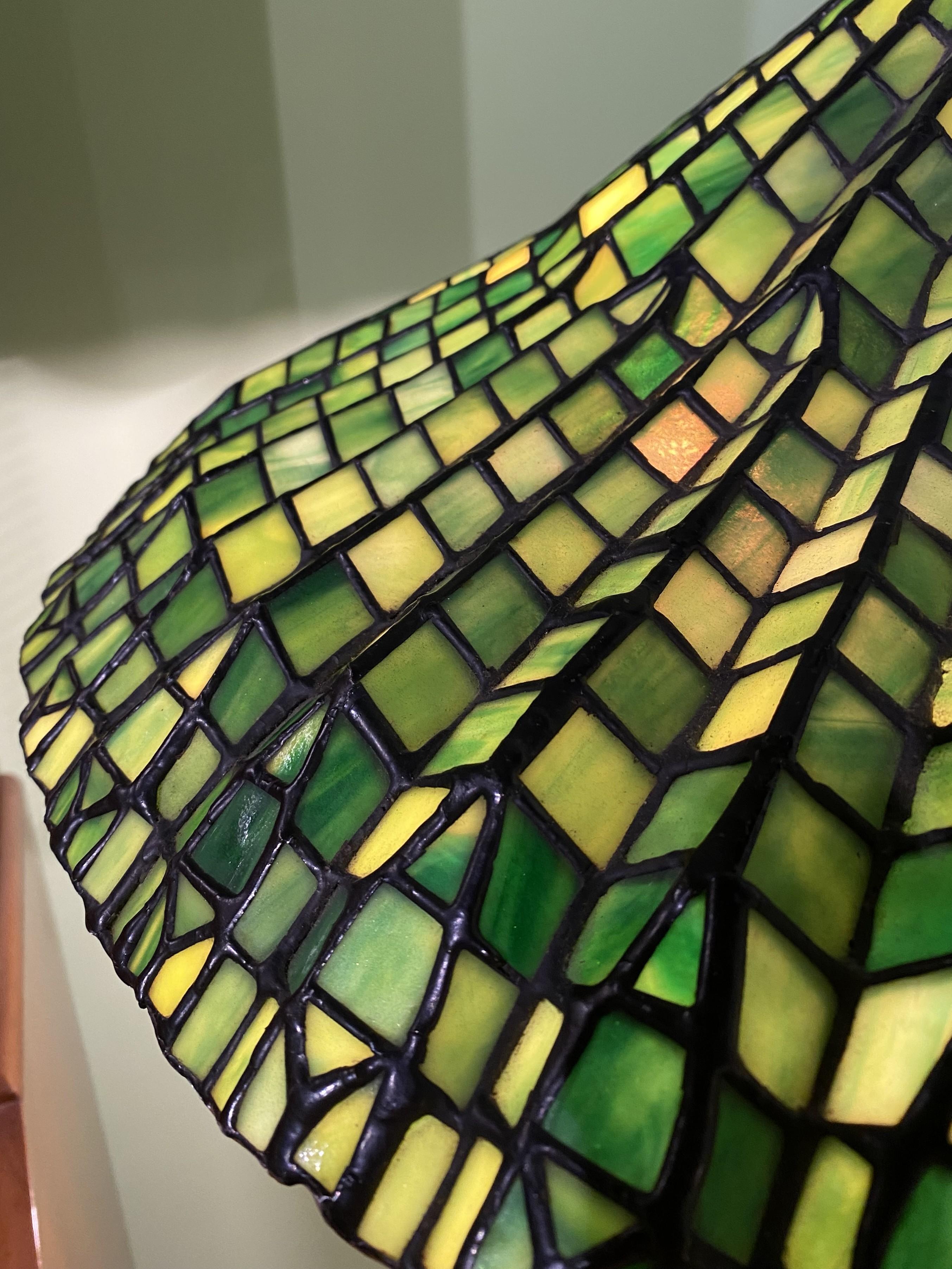 Fine Quality Tiffany Studios Style Lotus Leaded Glass Floor Lamp 2