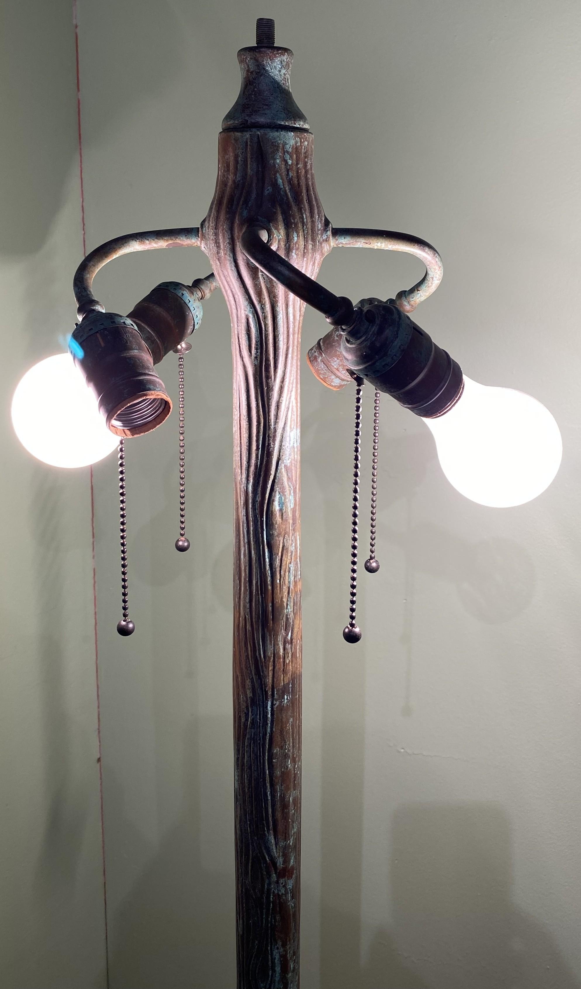 Fine Quality Tiffany Studios Style Lotus Leaded Glass Floor Lamp 5