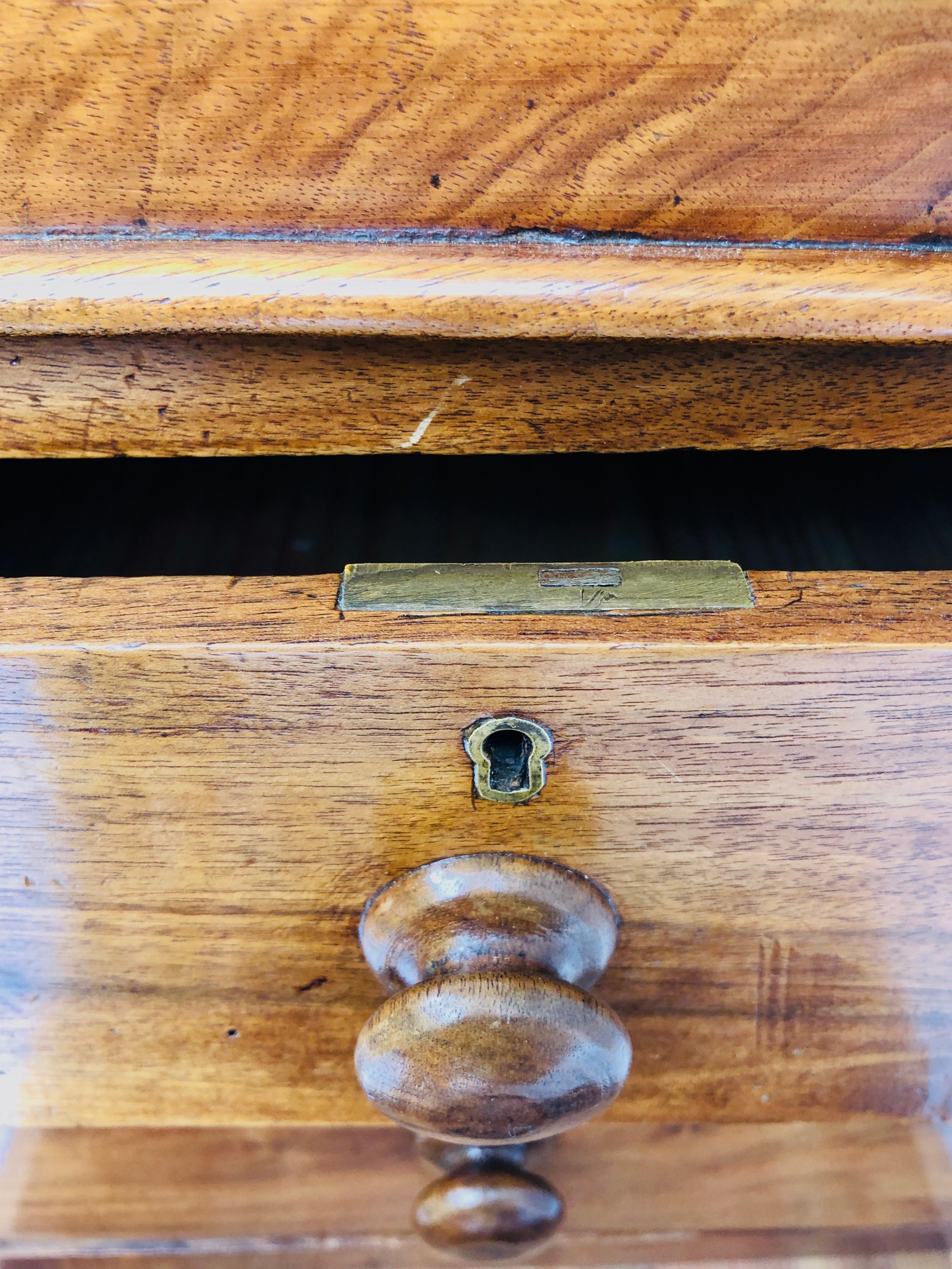 Fine Quality Victorian Burr Walnut Davenport Desk 5