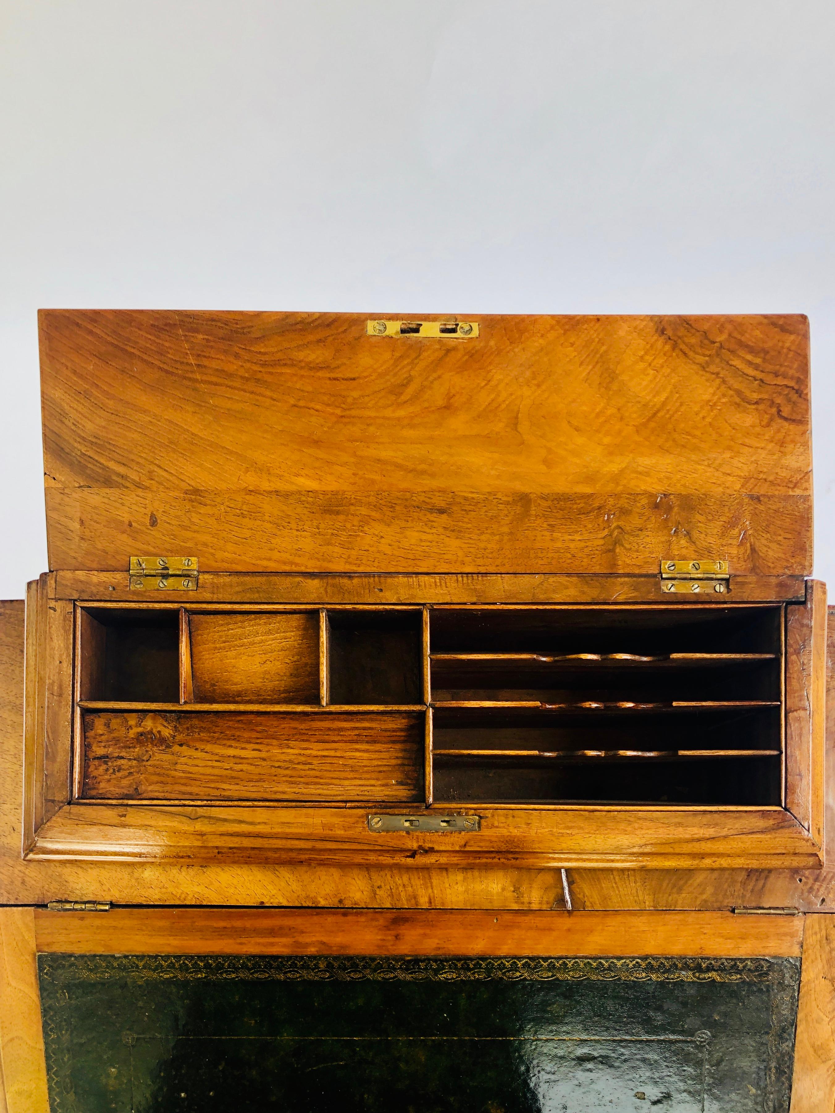 Fine Quality Victorian Burr Walnut Davenport Desk 2