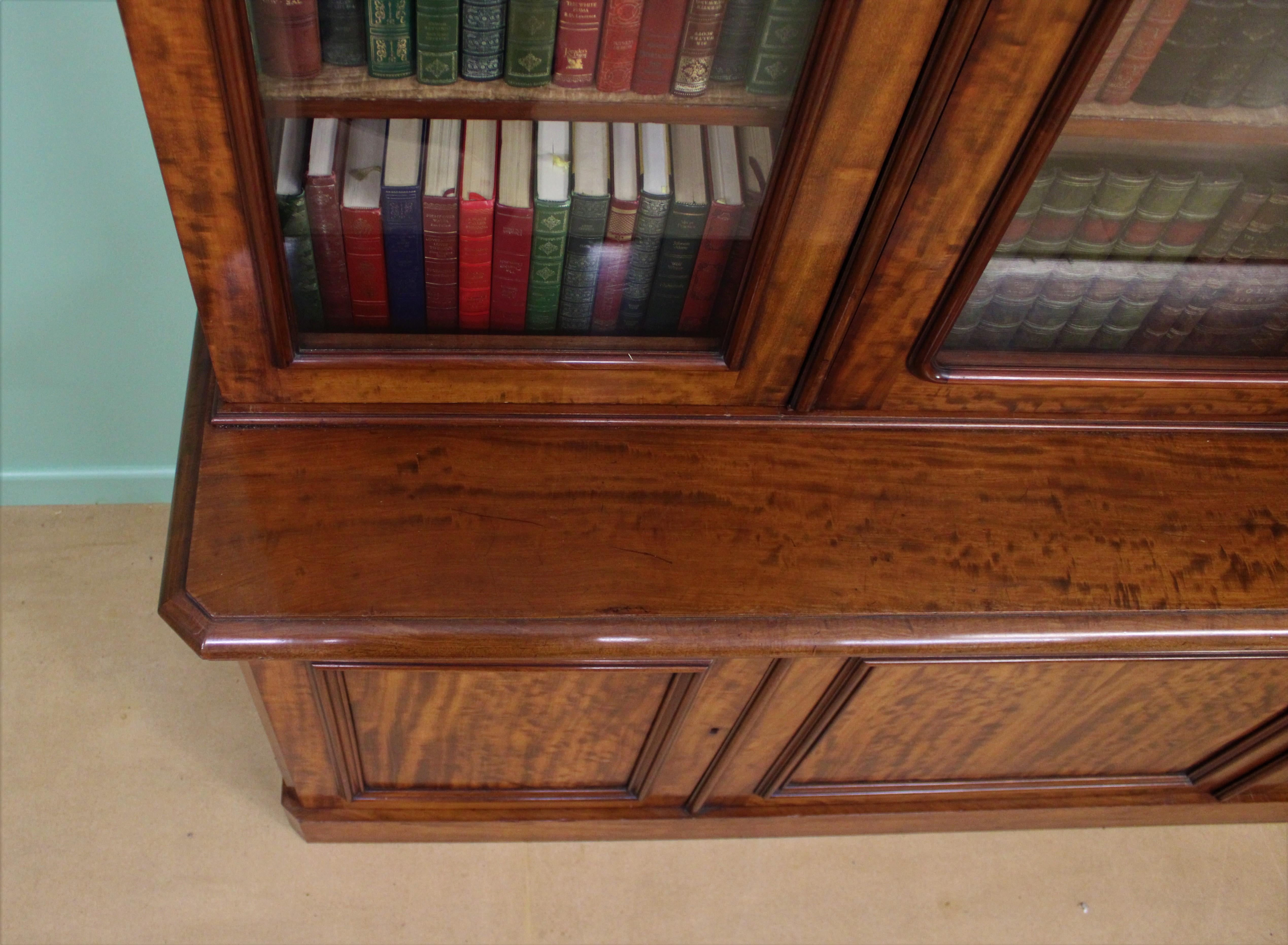 Fine Quality Victorian Figured Mahogany Library Bookcase For Sale 2