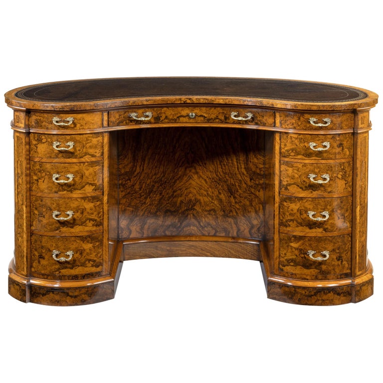 Fine Quality Victorian Kidney Shaped Desk In Richly Figured Walnut