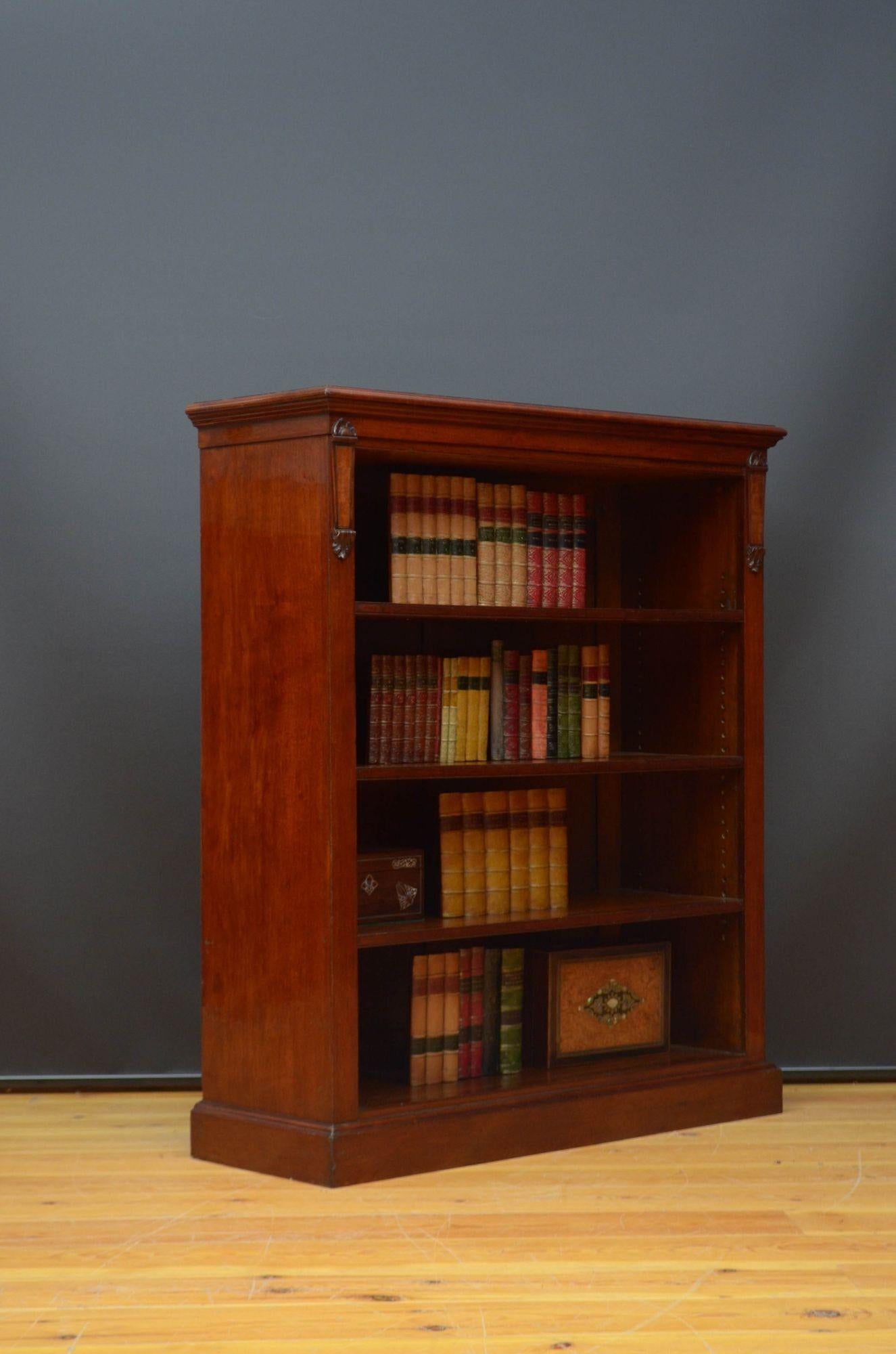 English Fine Quality Victorian Mahogany Open Bookcase For Sale