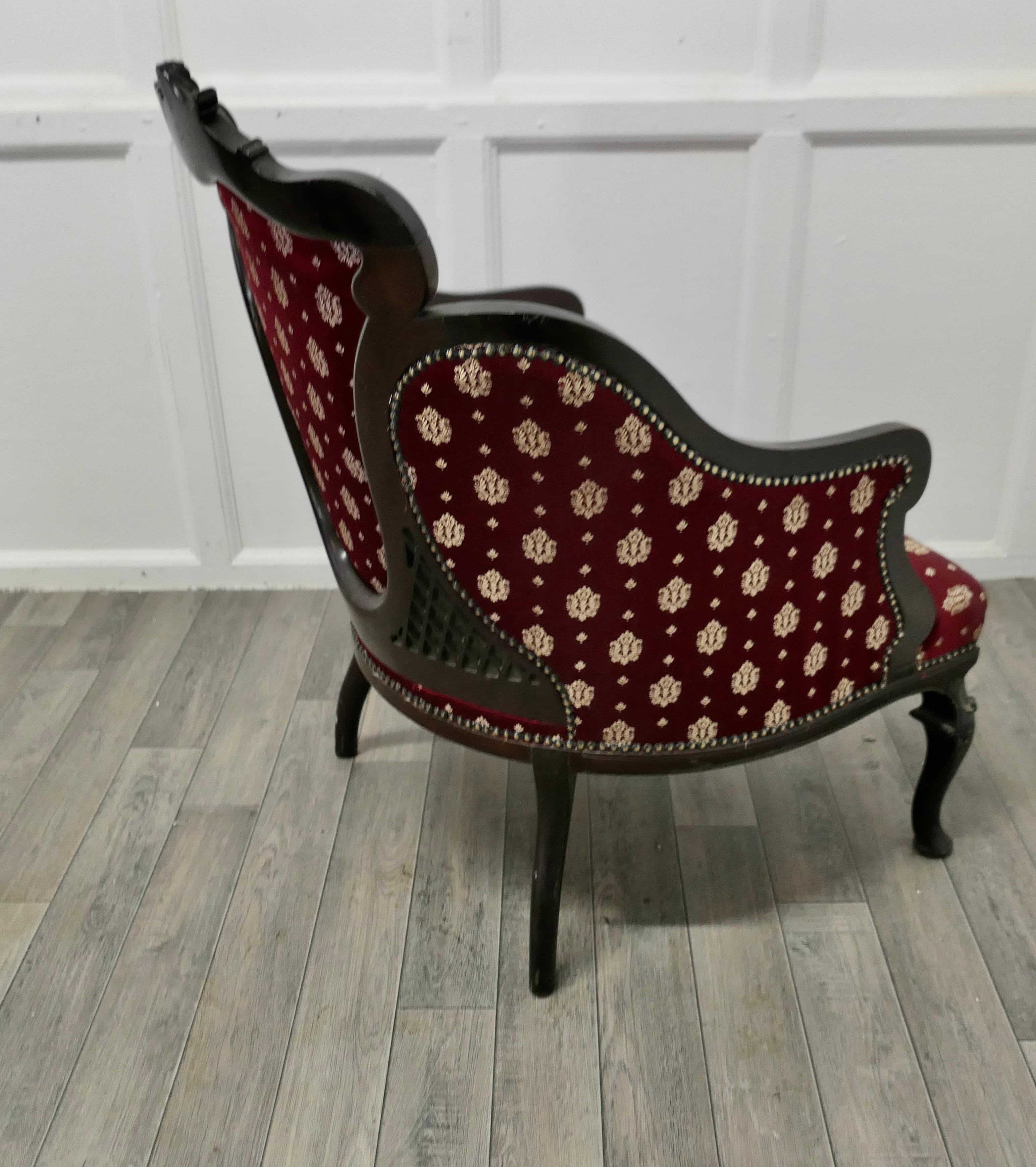 19th Century Fine Quality Victorian Salon Chair, Upholstered in Regency Silk Fabric    For Sale