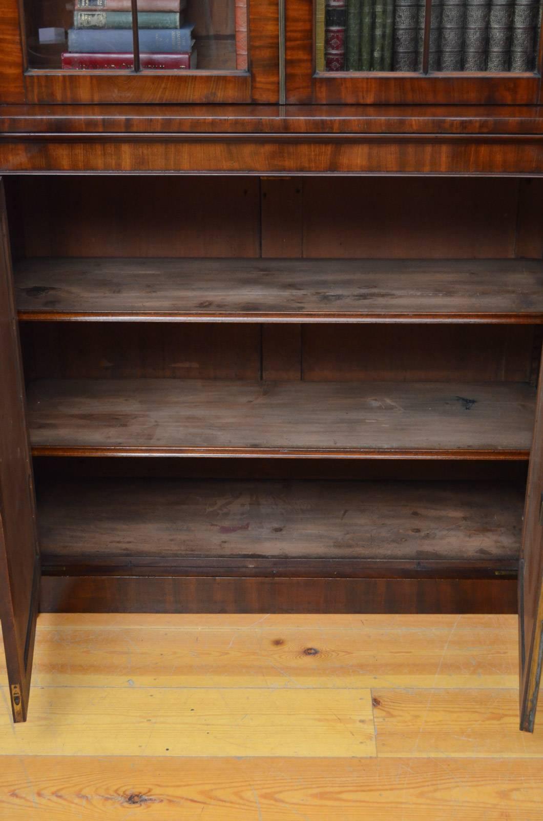 Fine Quality William IV Mahogany Bookcase 7