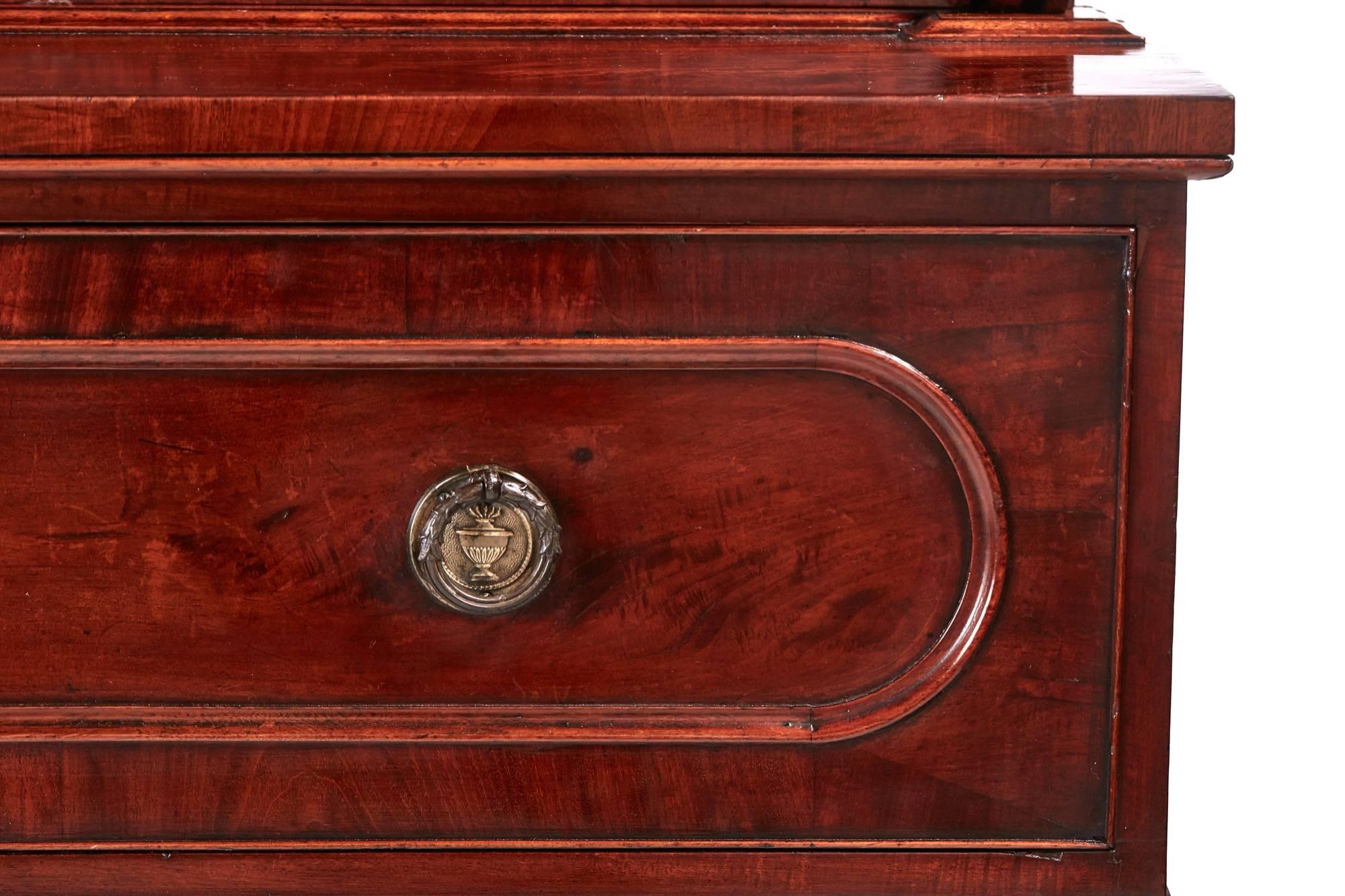 19th Century Fine Quality William IV Mahogany Secretaire Bookcase For Sale