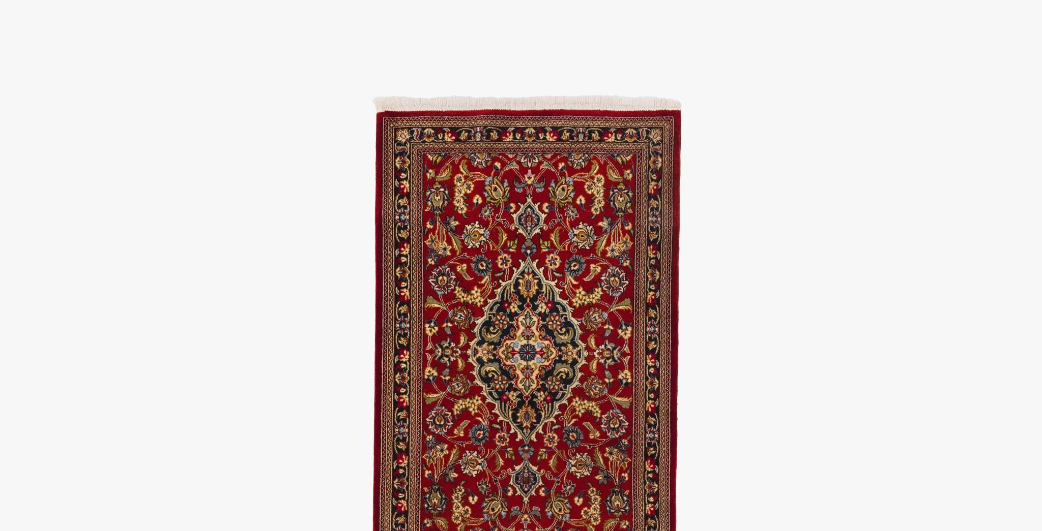 Fine Qum Hand Knotted Rug In Good Condition For Sale In Los Angeles, CA