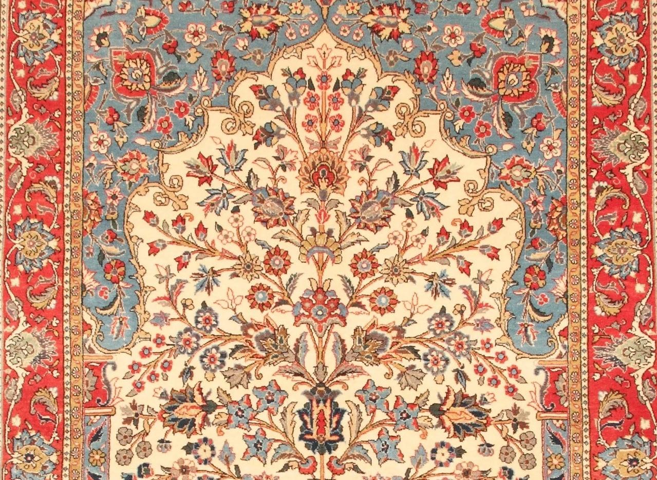 Very Fine Qum Kurk Rug - Wool with Silk Touch
Produced circa 1930's in Iran

Introducing Via Como, the pinnacle of ultra high-end hand-knotted rugs. Renowned for their unrivaled artistry and exclusivity, Via Como rugs are meticulously crafted by