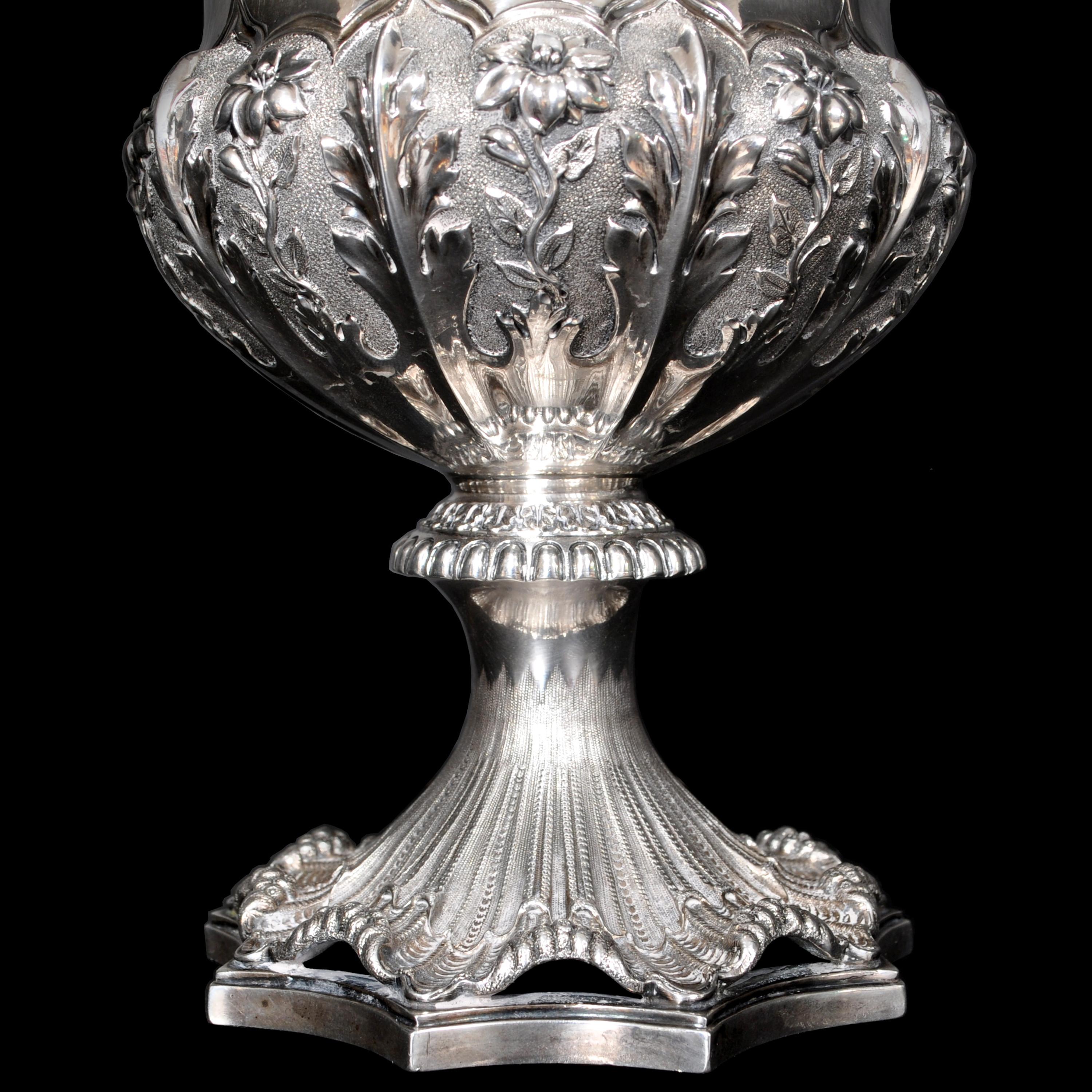 Fine & Rare Antique Sterling Silver William IV London Presentation Cup, 1831 For Sale 3