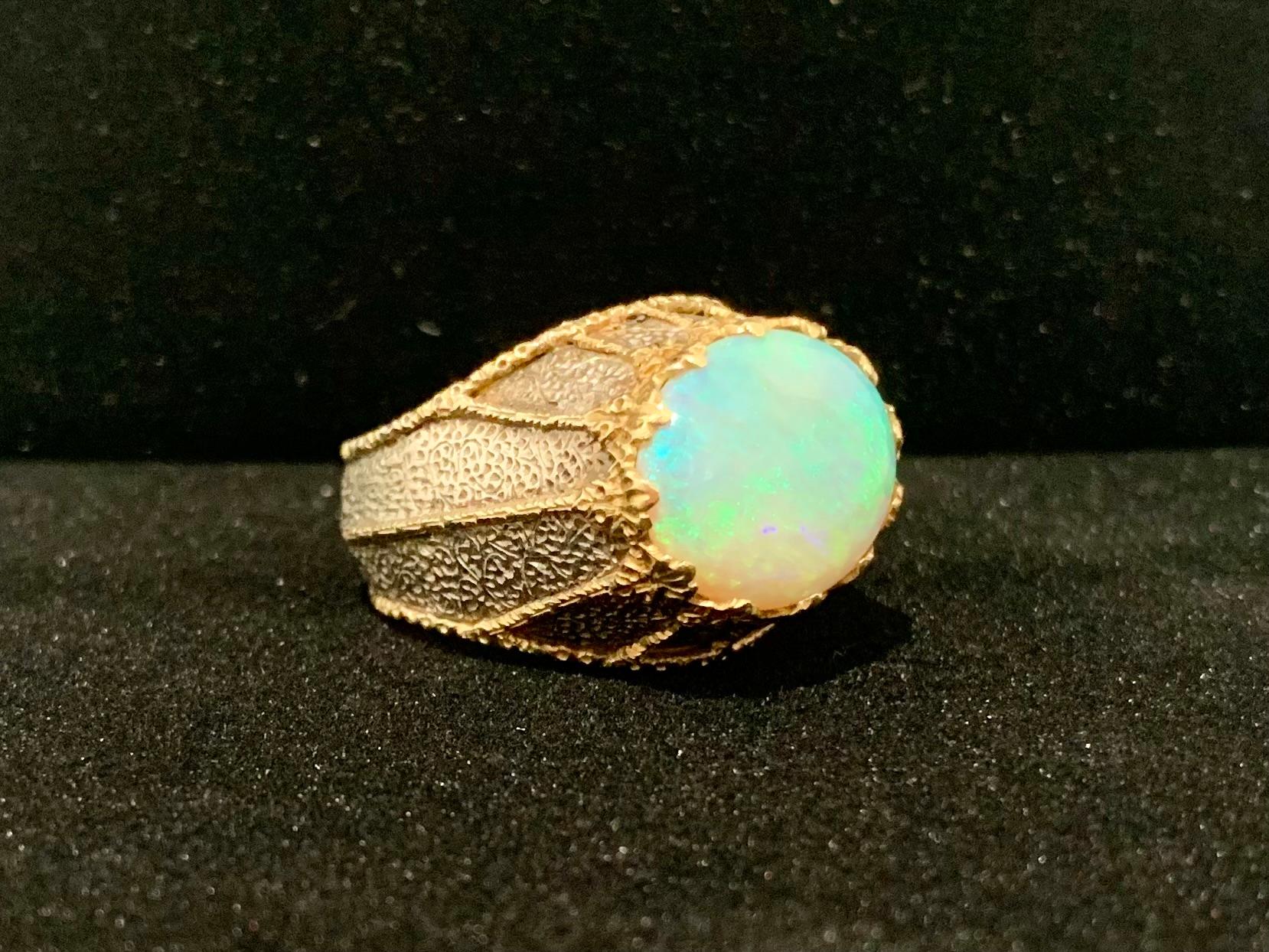 Fine Rare Estate Mario Buccellati Cabochon Opal 18K Gold Spider Web Ring For Sale 2