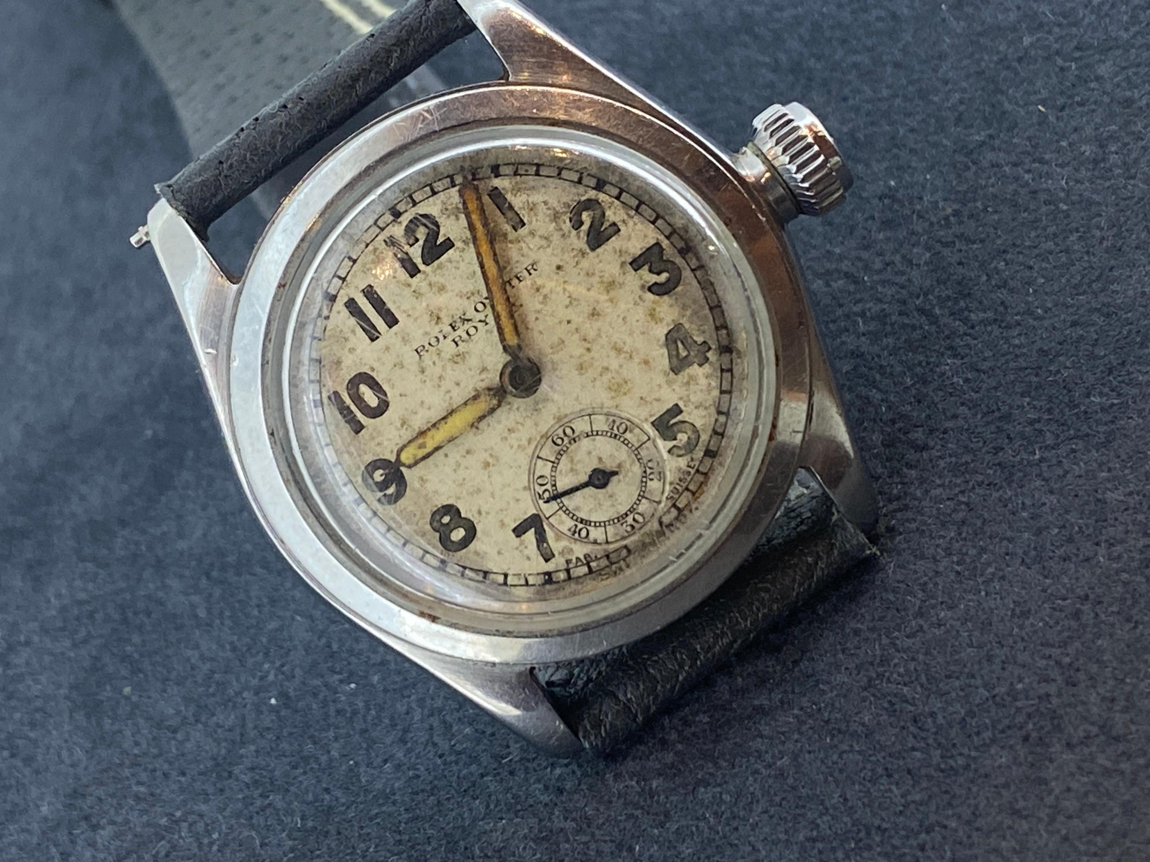 Fine & Rare Rolex Royal Art-Deco c1939 S/Steel Manual 15 Jewels 30mm Mens' Watch en vente 1