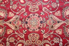 Fine Red Antique Floral Kerman Rug. Size: 10 ft x 14 ft 7 in (3.05 m x 4.44 m)