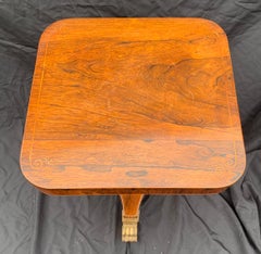 Empire-Tisch aus Rosenholz mit Kachelplatte und Intarsien aus Bronze und Goldbronze im Regency-Stil mit Pfotenfuß